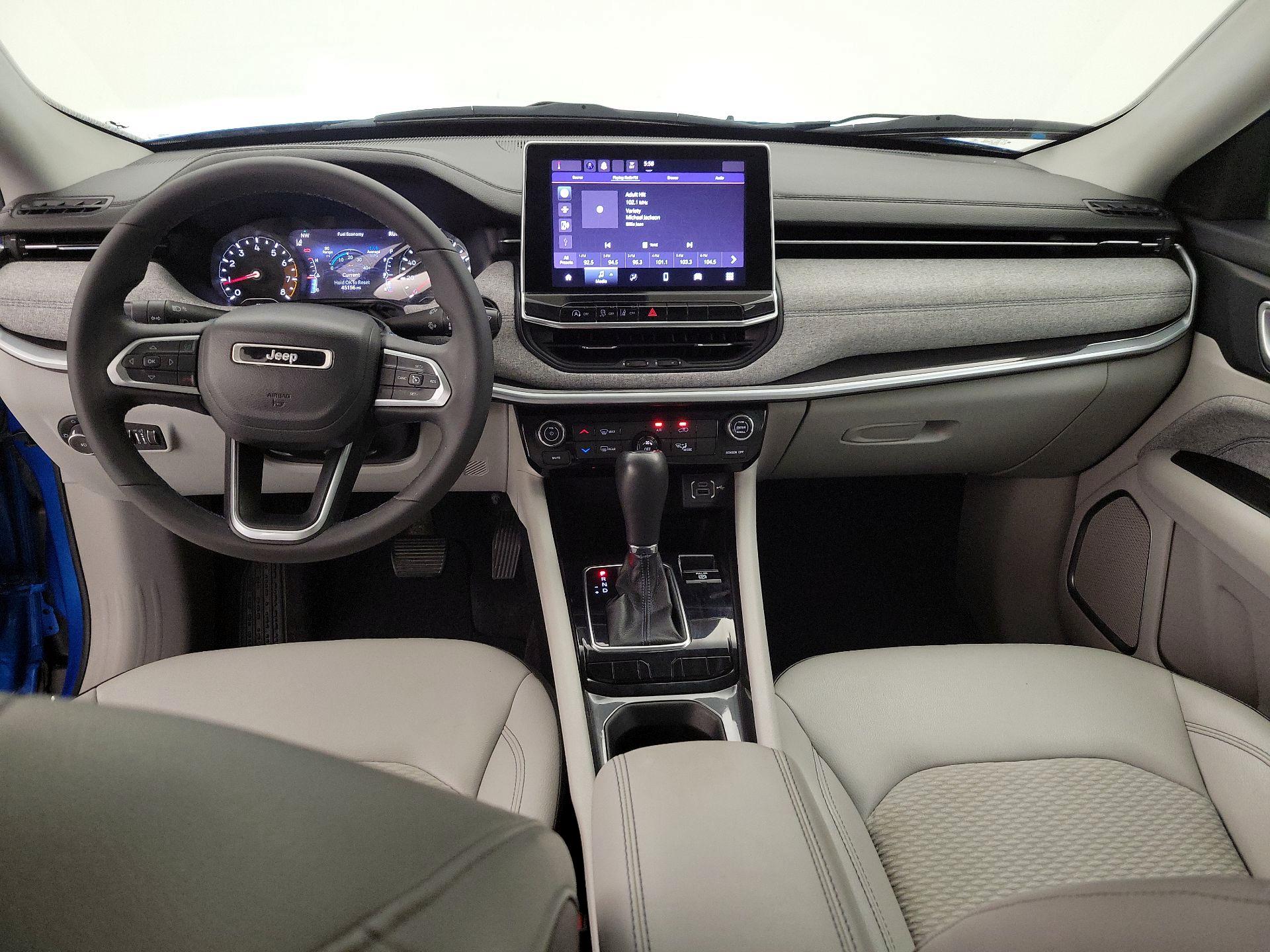 Thumbnail: 2022 Jeep Compass - 9