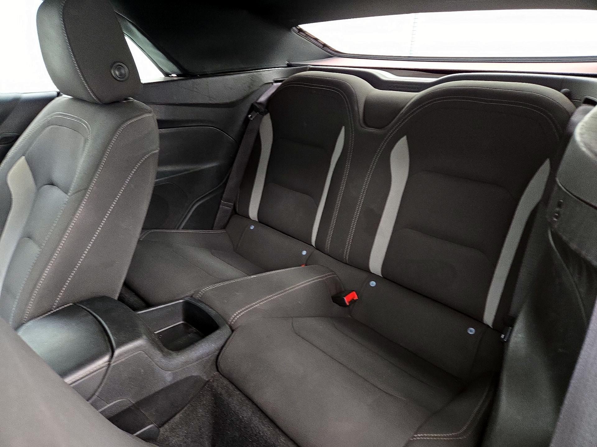 Thumbnail: 2020 Chevrolet Camaro - 18