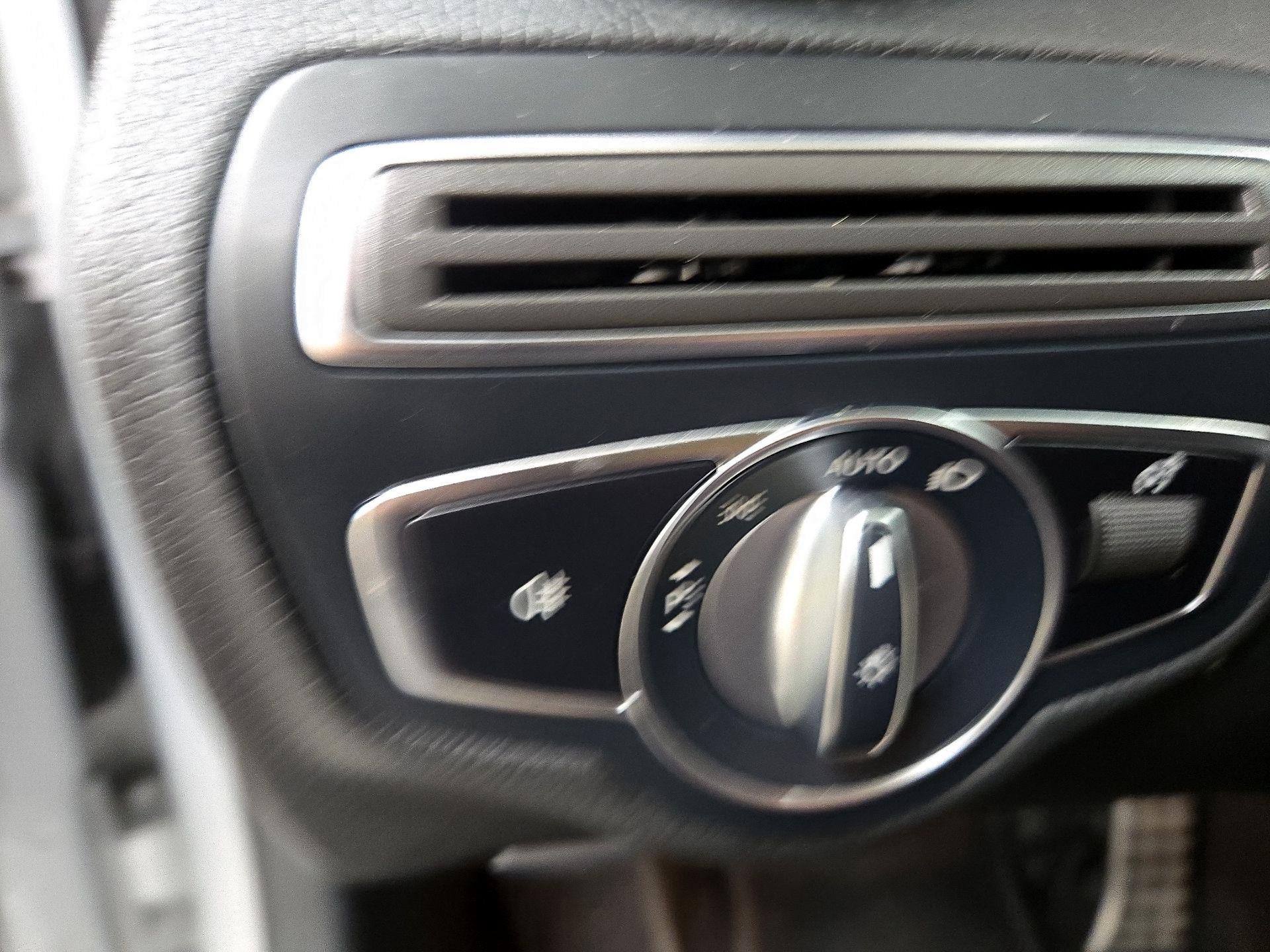 Thumbnail: 2021 Mercedes-Benz C-Class - 13