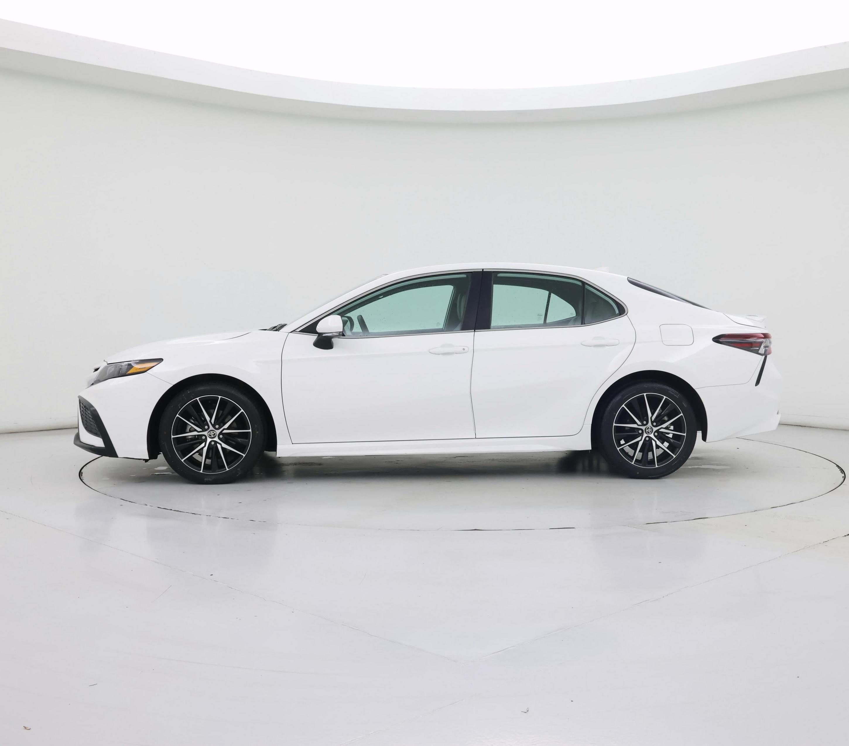 Thumbnail: 2023 Toyota Camry - 3