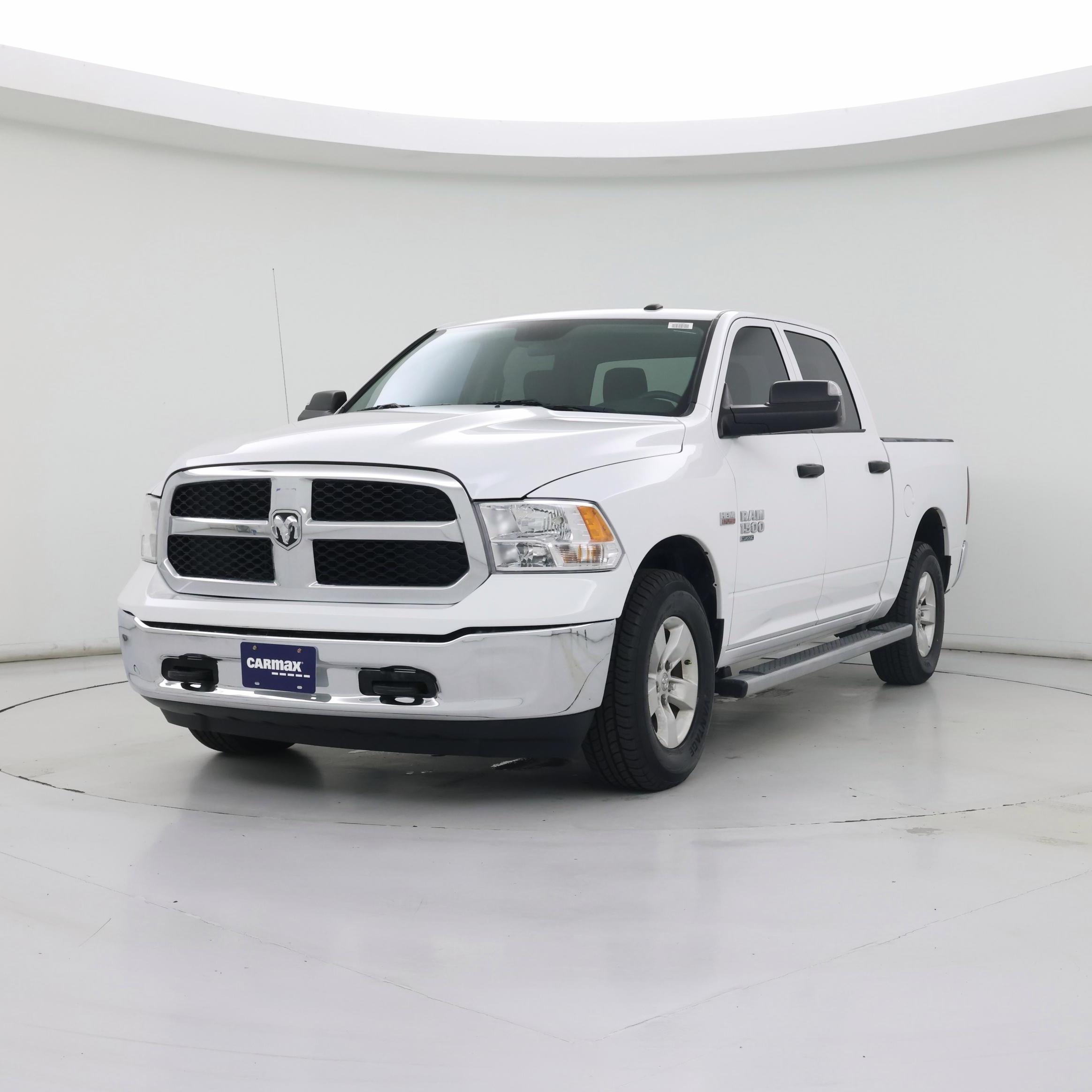 Thumbnail: 2021 RAM 1500 Classic - 4