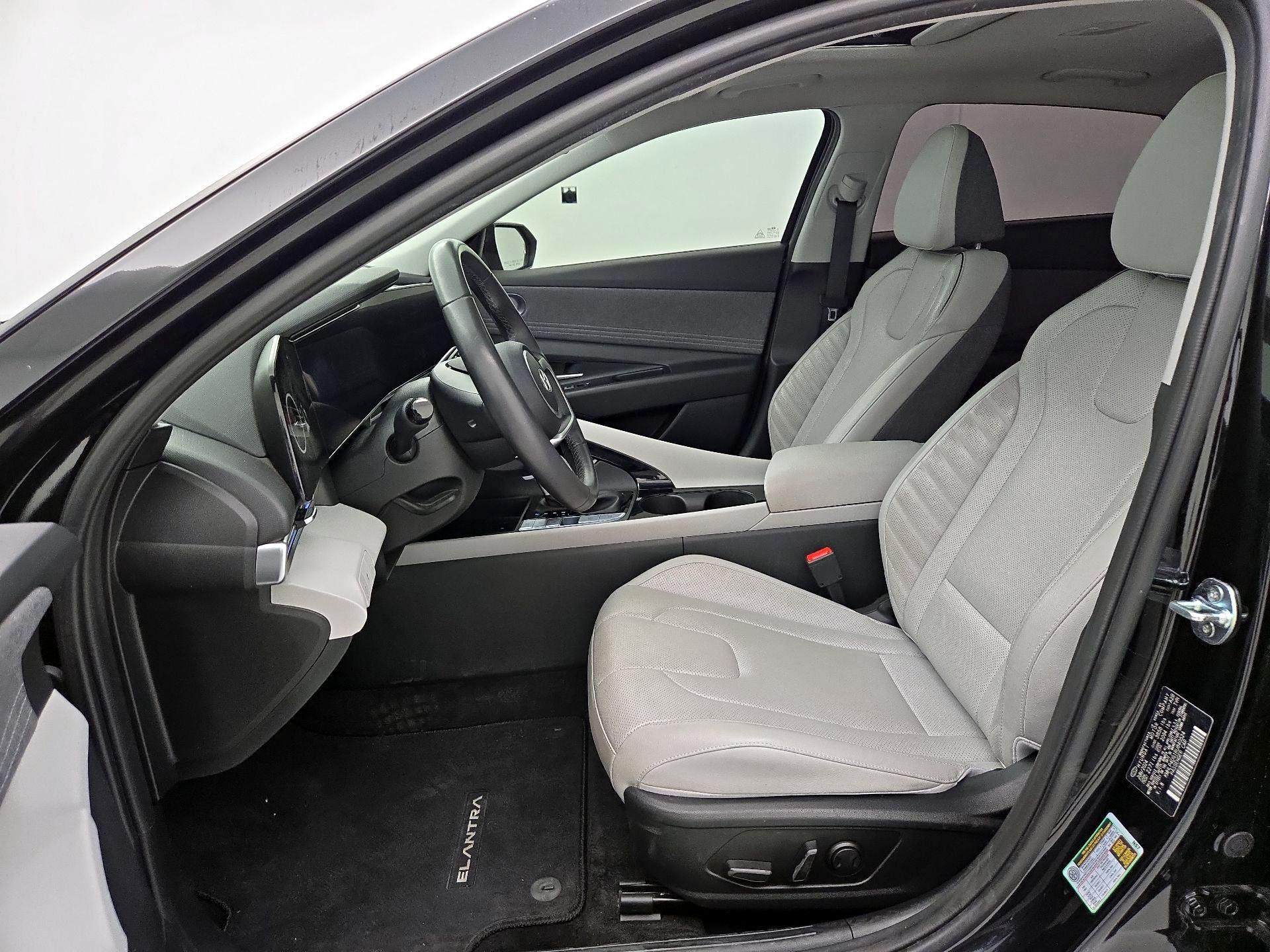 Thumbnail: 2024 Hyundai Elantra - 11