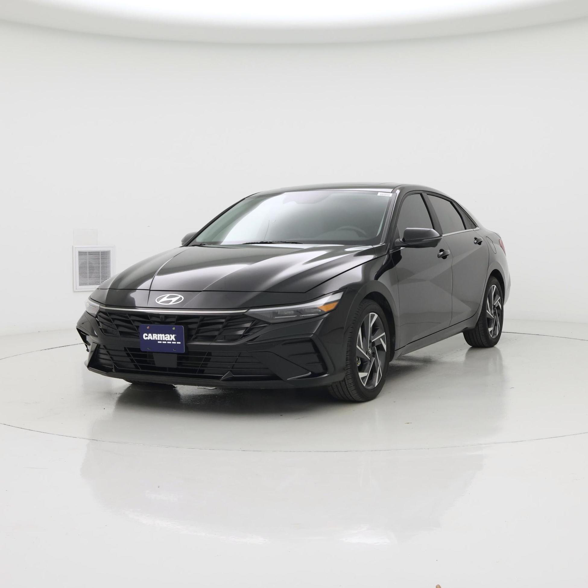 Thumbnail: 2024 Hyundai Elantra - 4