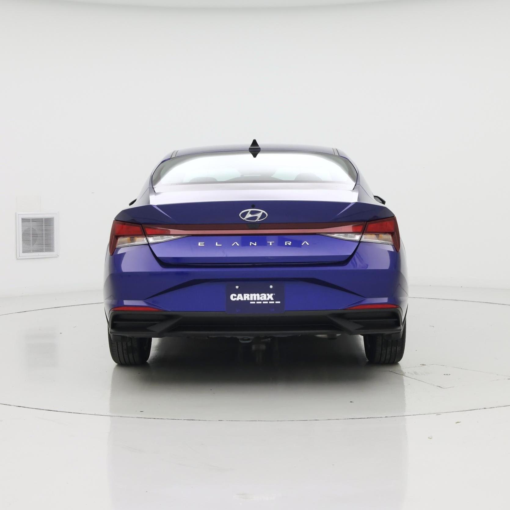 Thumbnail: 2023 Hyundai Elantra - 6