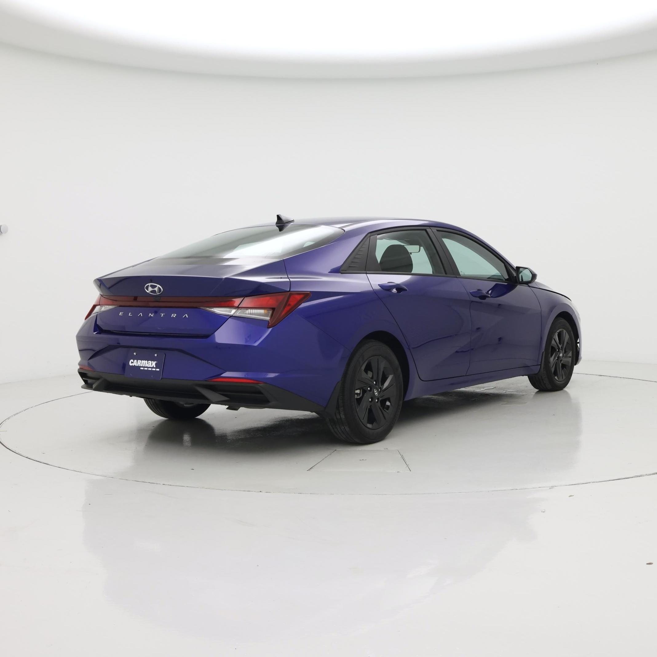 Thumbnail: 2023 Hyundai Elantra - 8