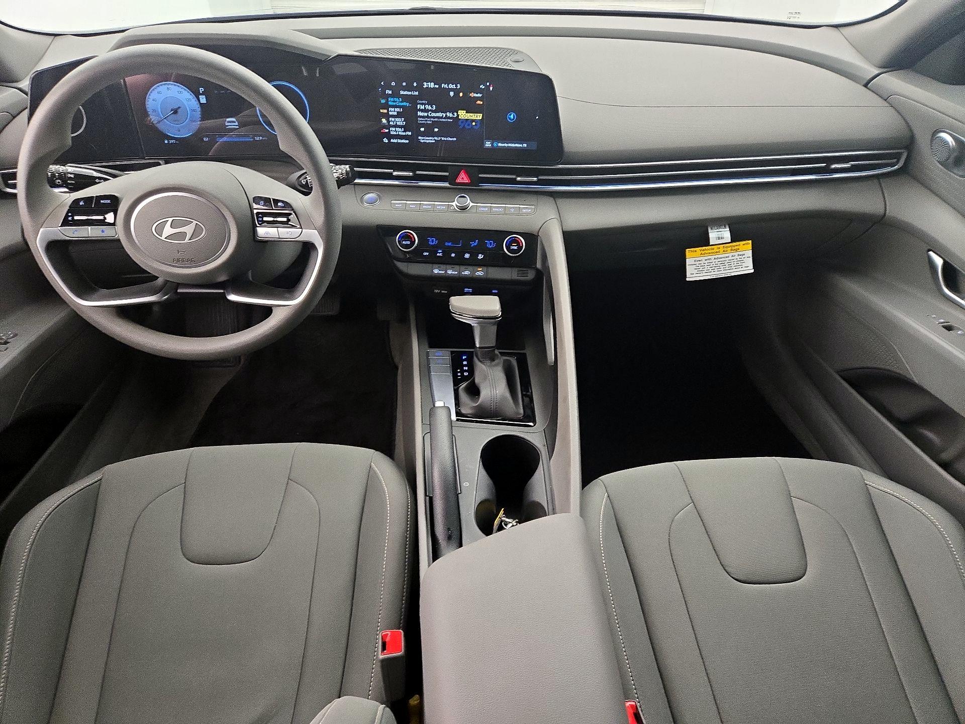 Thumbnail: 2024 Hyundai Elantra - 9