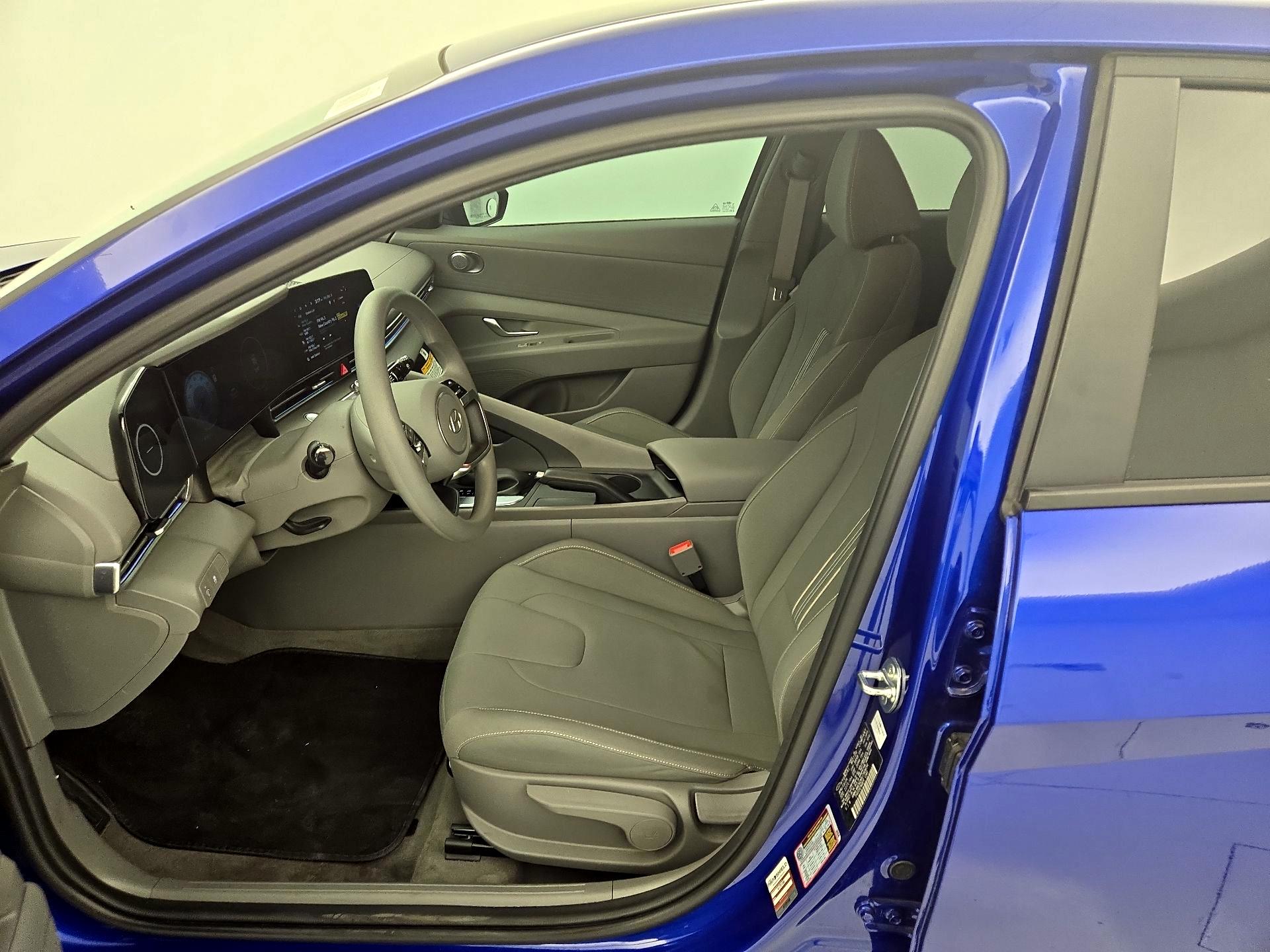 Thumbnail: 2024 Hyundai Elantra - 11