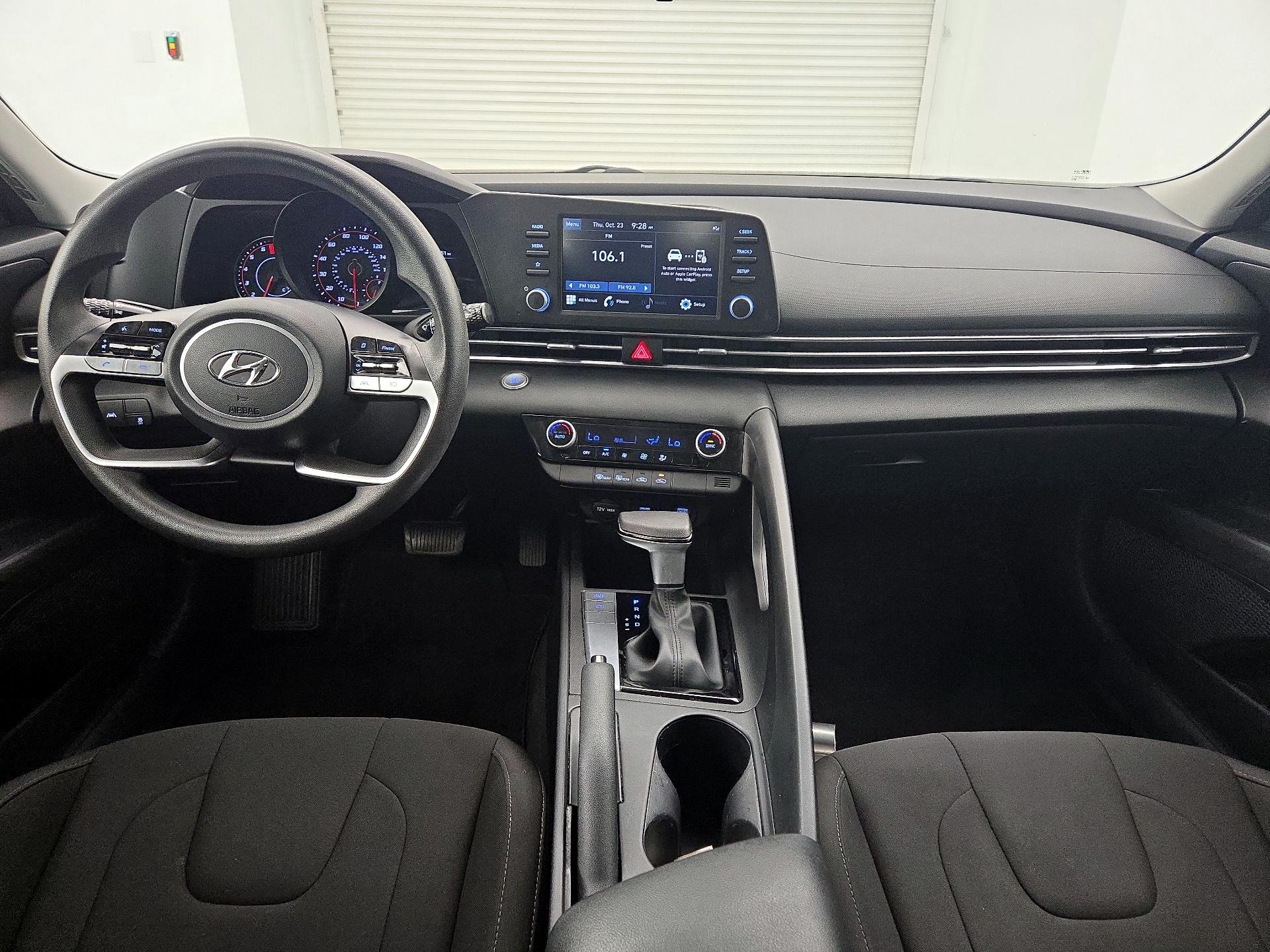 Thumbnail: 2023 Hyundai Elantra - 9