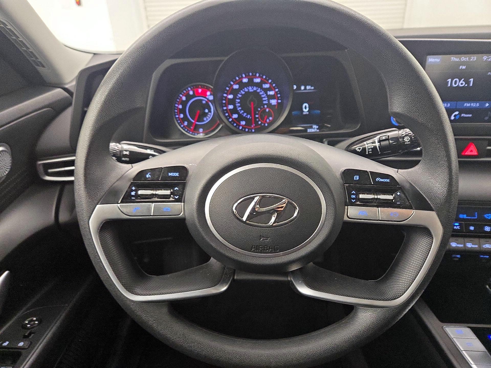 Thumbnail: 2023 Hyundai Elantra - 10