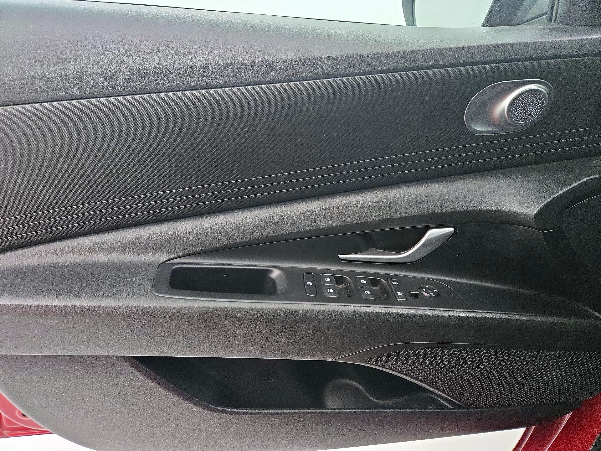 Thumbnail: 2023 Hyundai Elantra - 12