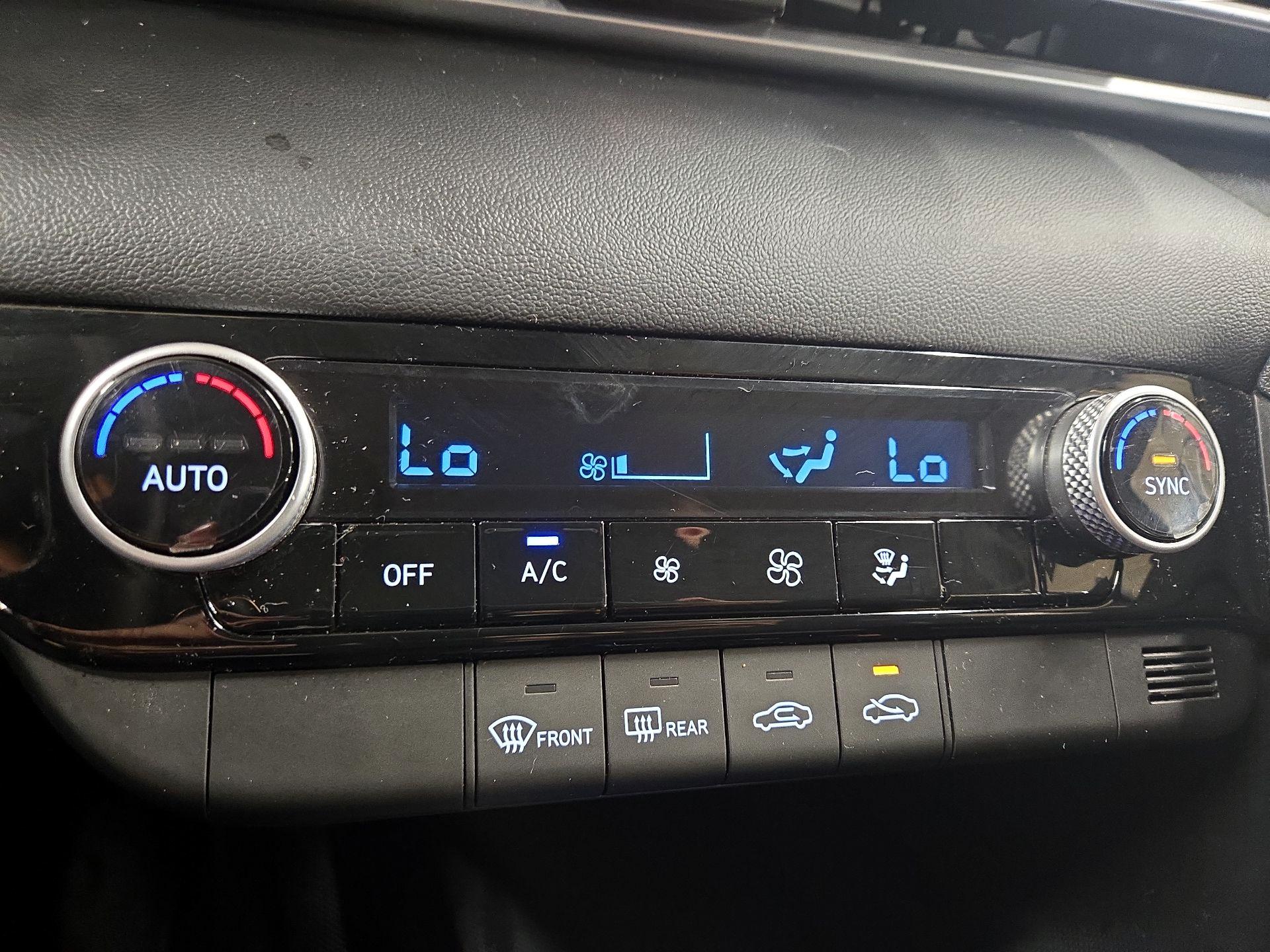 Thumbnail: 2023 Hyundai Elantra - 16