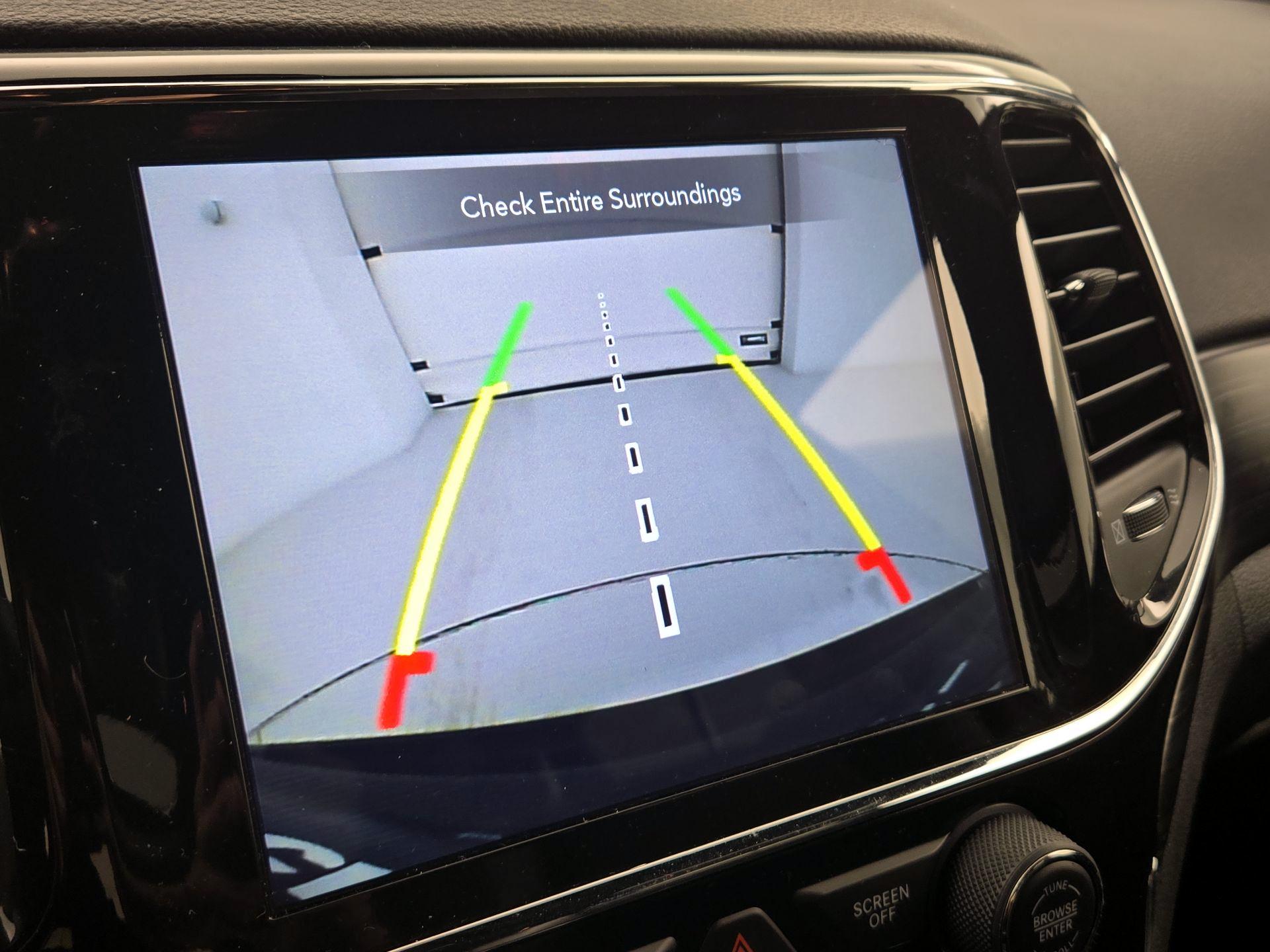 Thumbnail: 2021 Jeep Grand Cherokee - 14