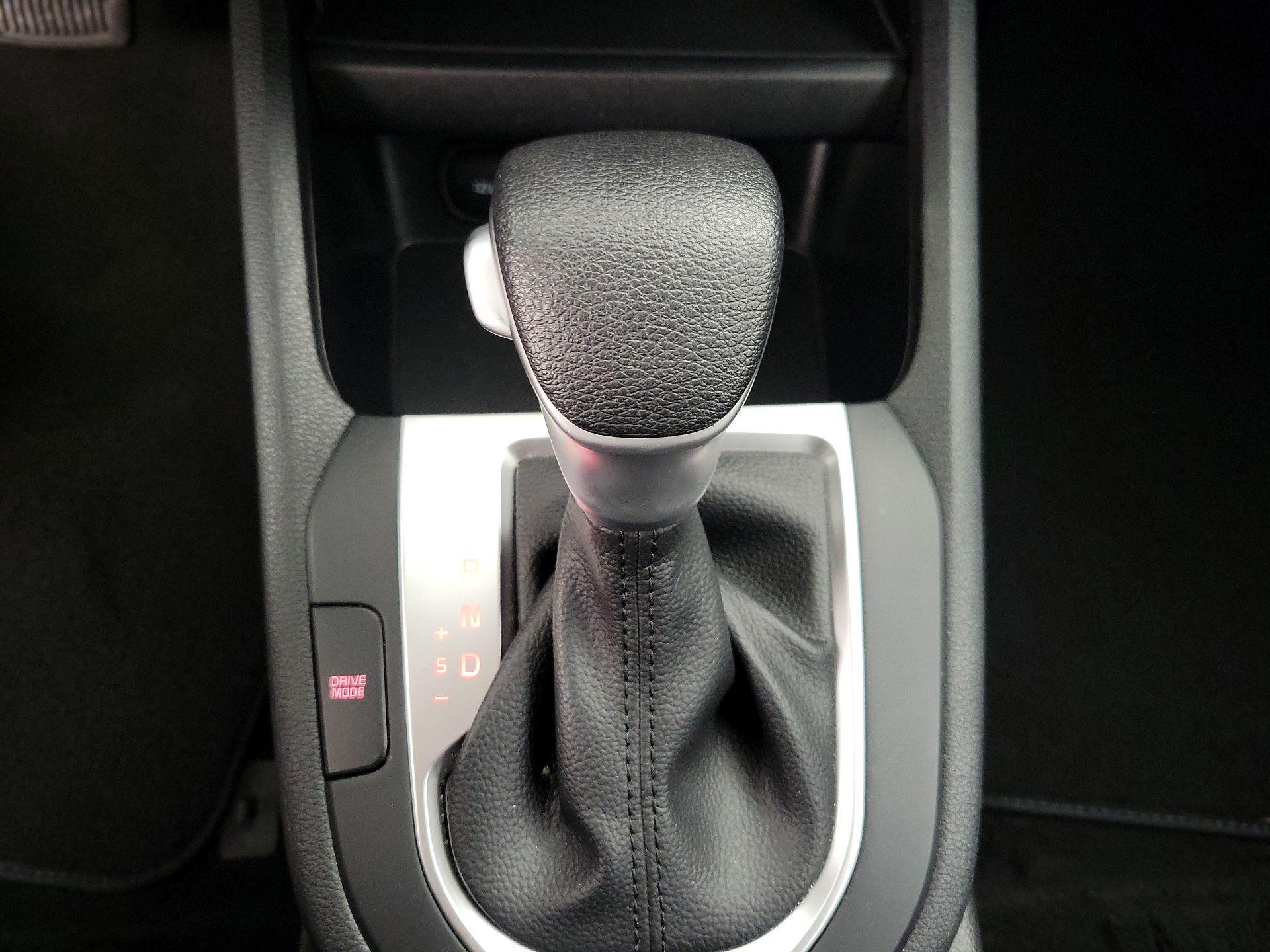 Thumbnail: 2023 Kia Forte - 17