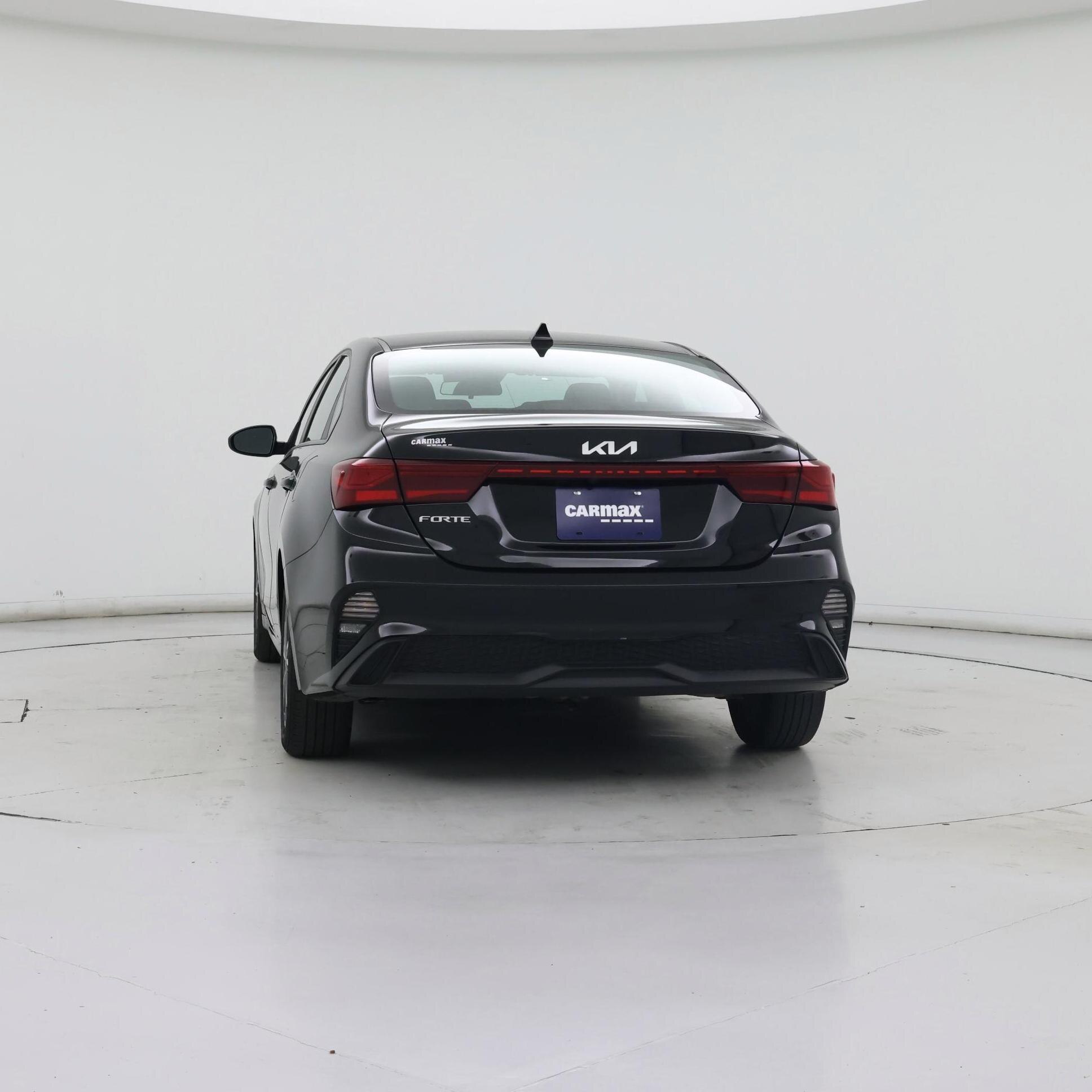 Thumbnail: 2023 Kia Forte - 6