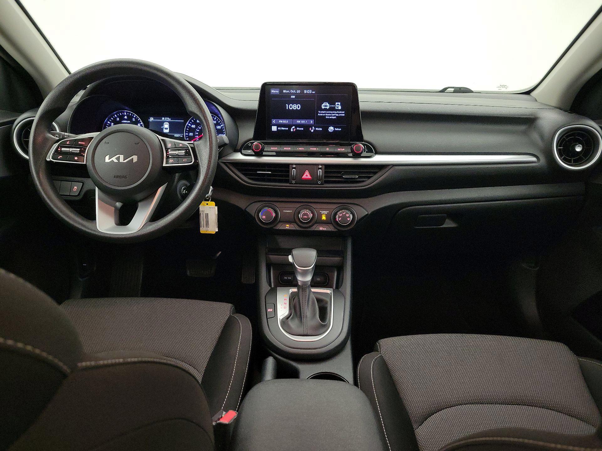 Thumbnail: 2024 Kia Forte - 9