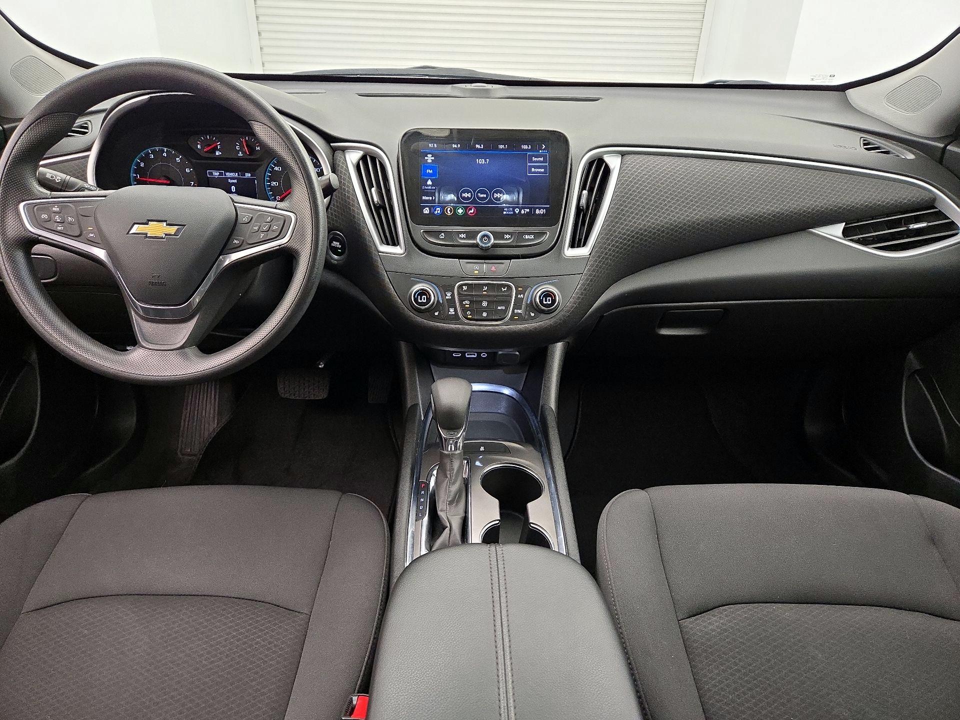 Thumbnail: 2023 Chevrolet Malibu - 9