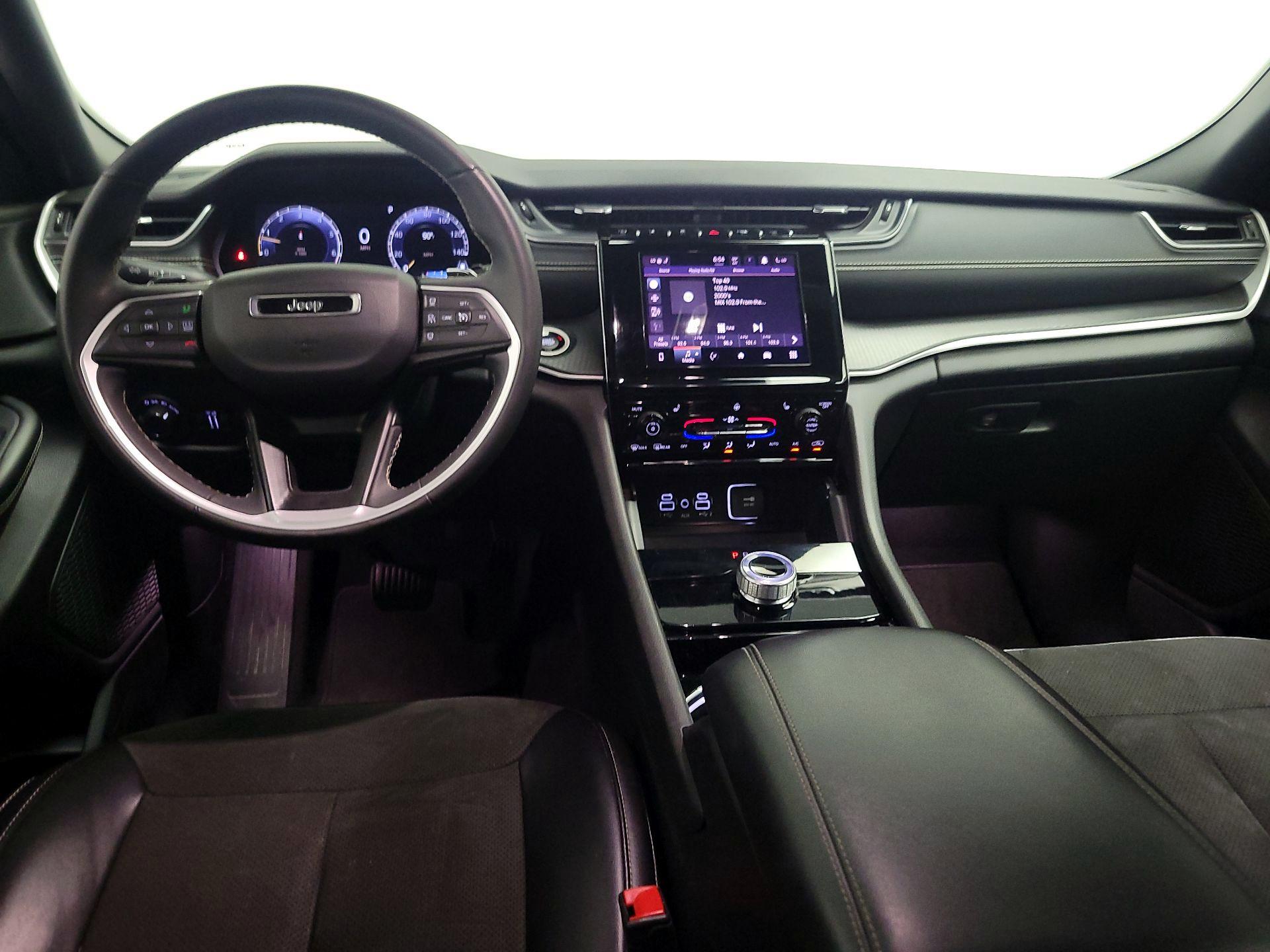 Thumbnail: 2023 Jeep Grand Cherokee L - 9