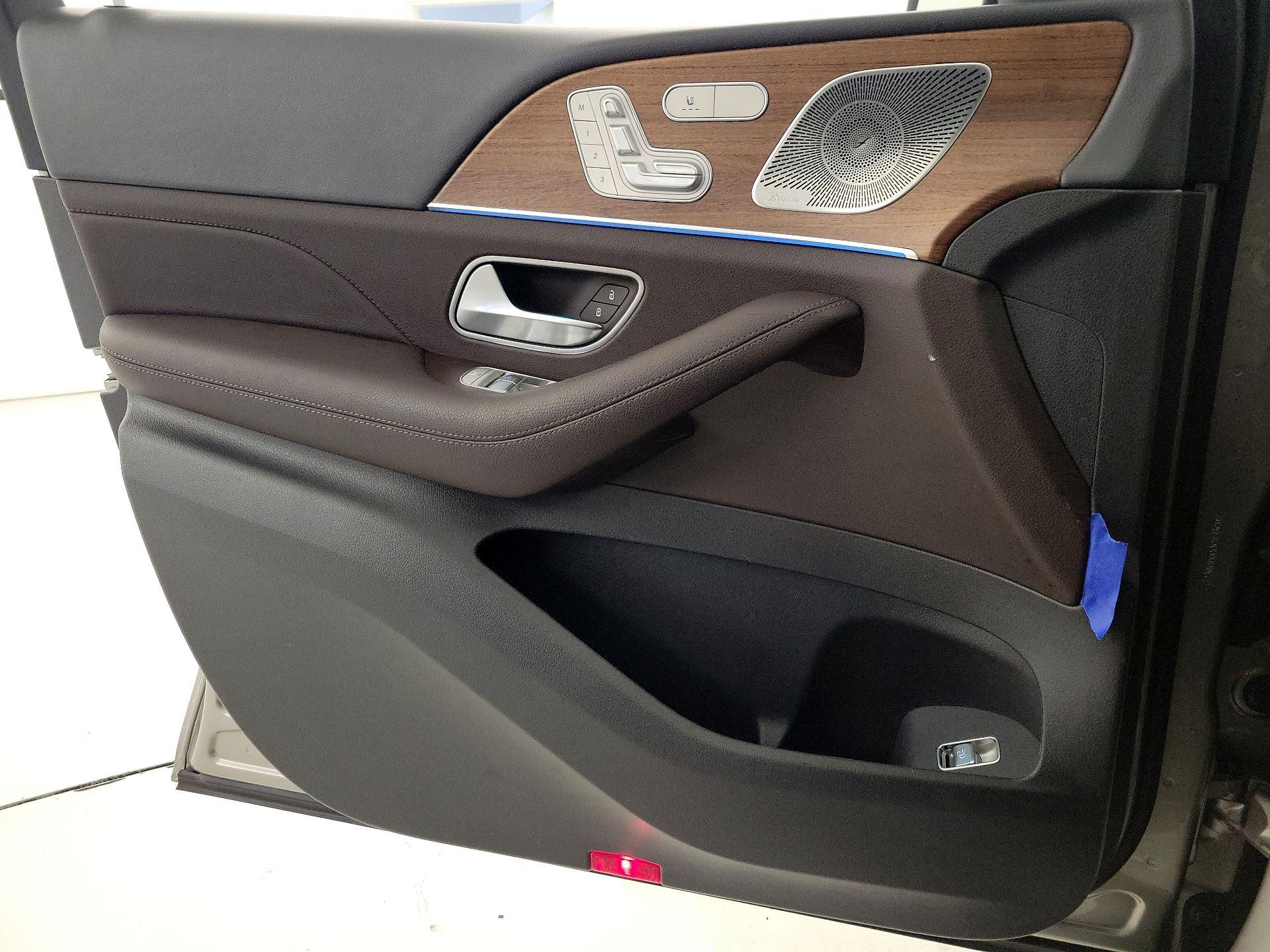 Thumbnail: 2020 Mercedes-Benz GLE - 12