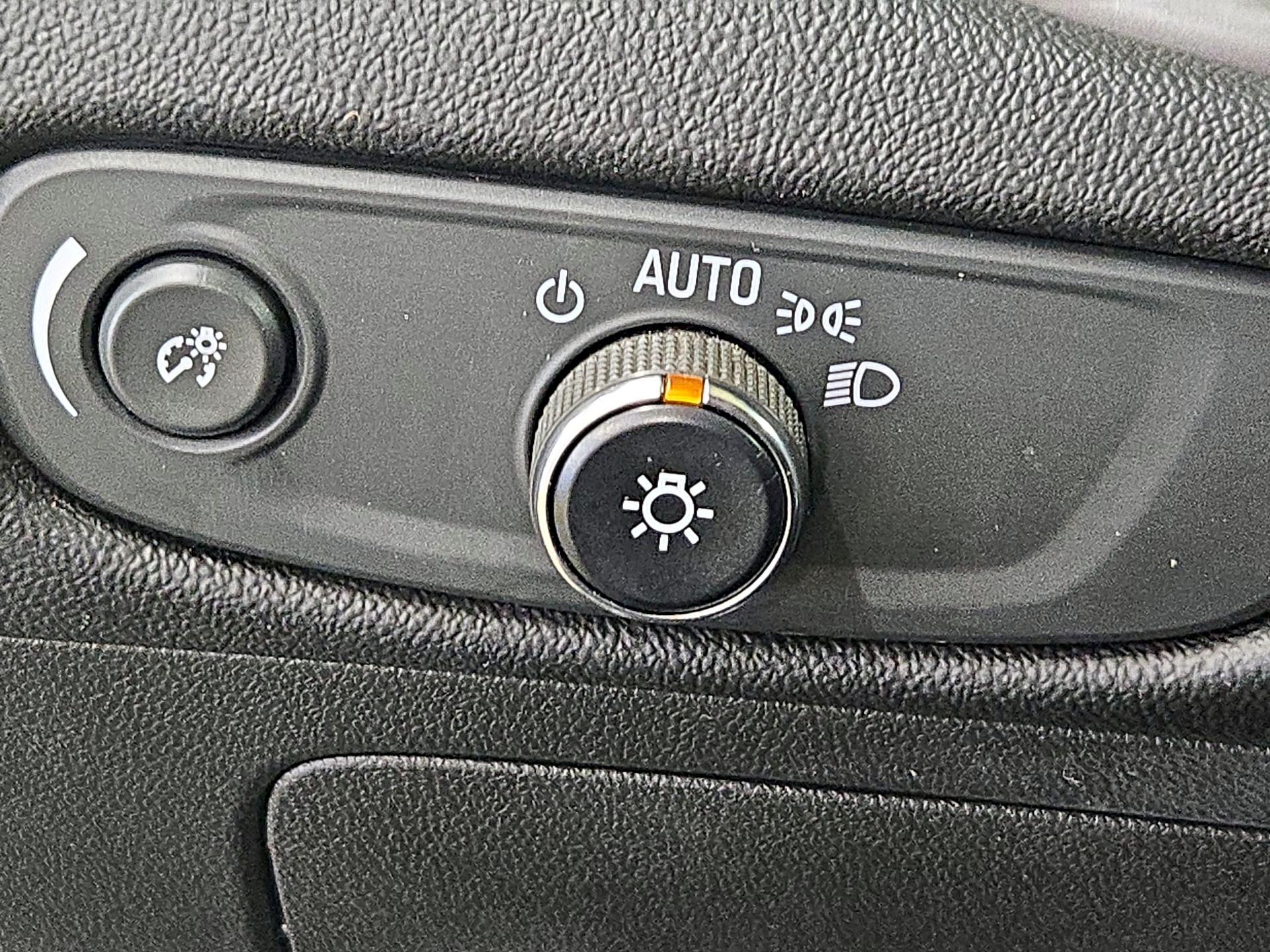 Thumbnail: 2023 Chevrolet Malibu - 13