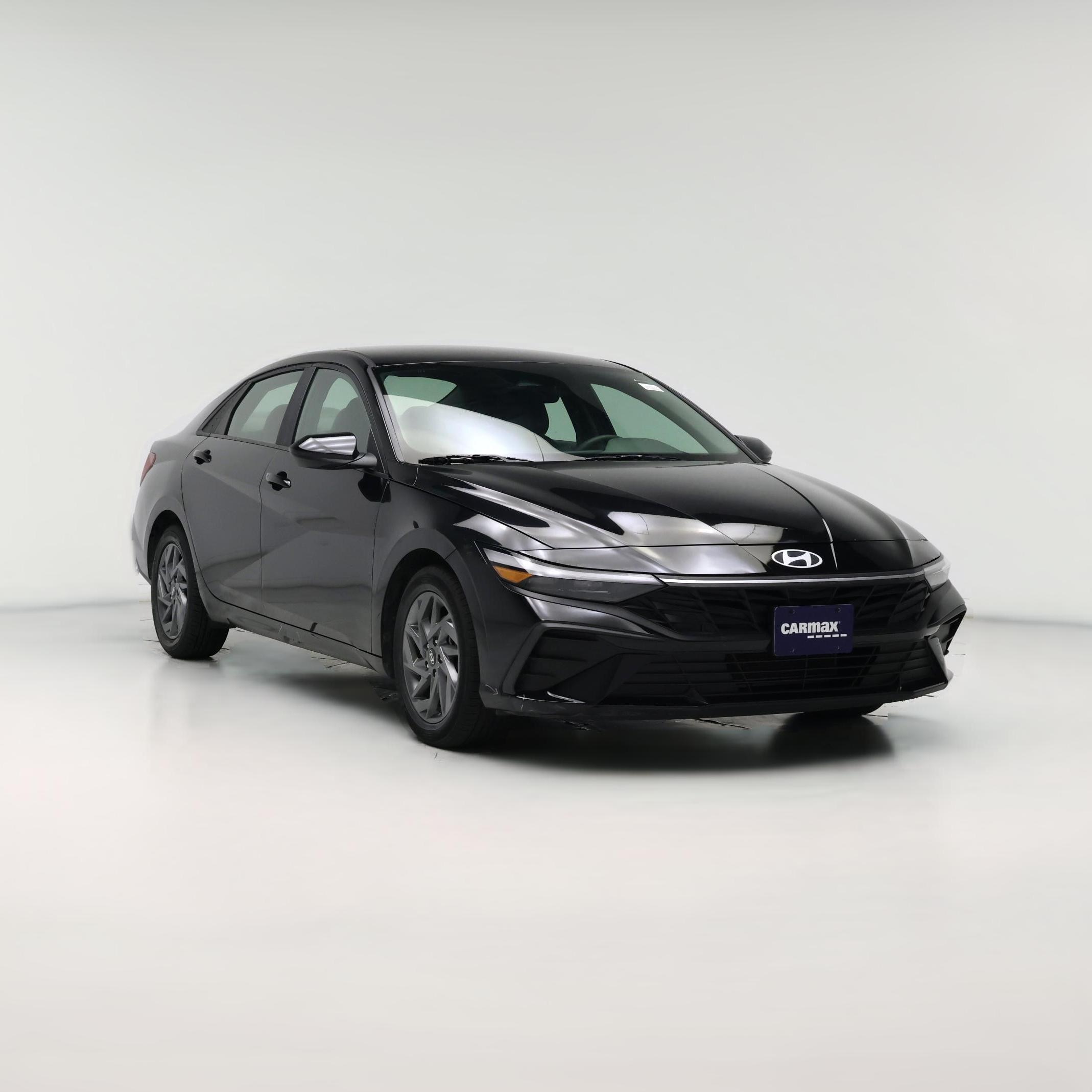 Thumbnail: 2024 Hyundai Elantra - 1