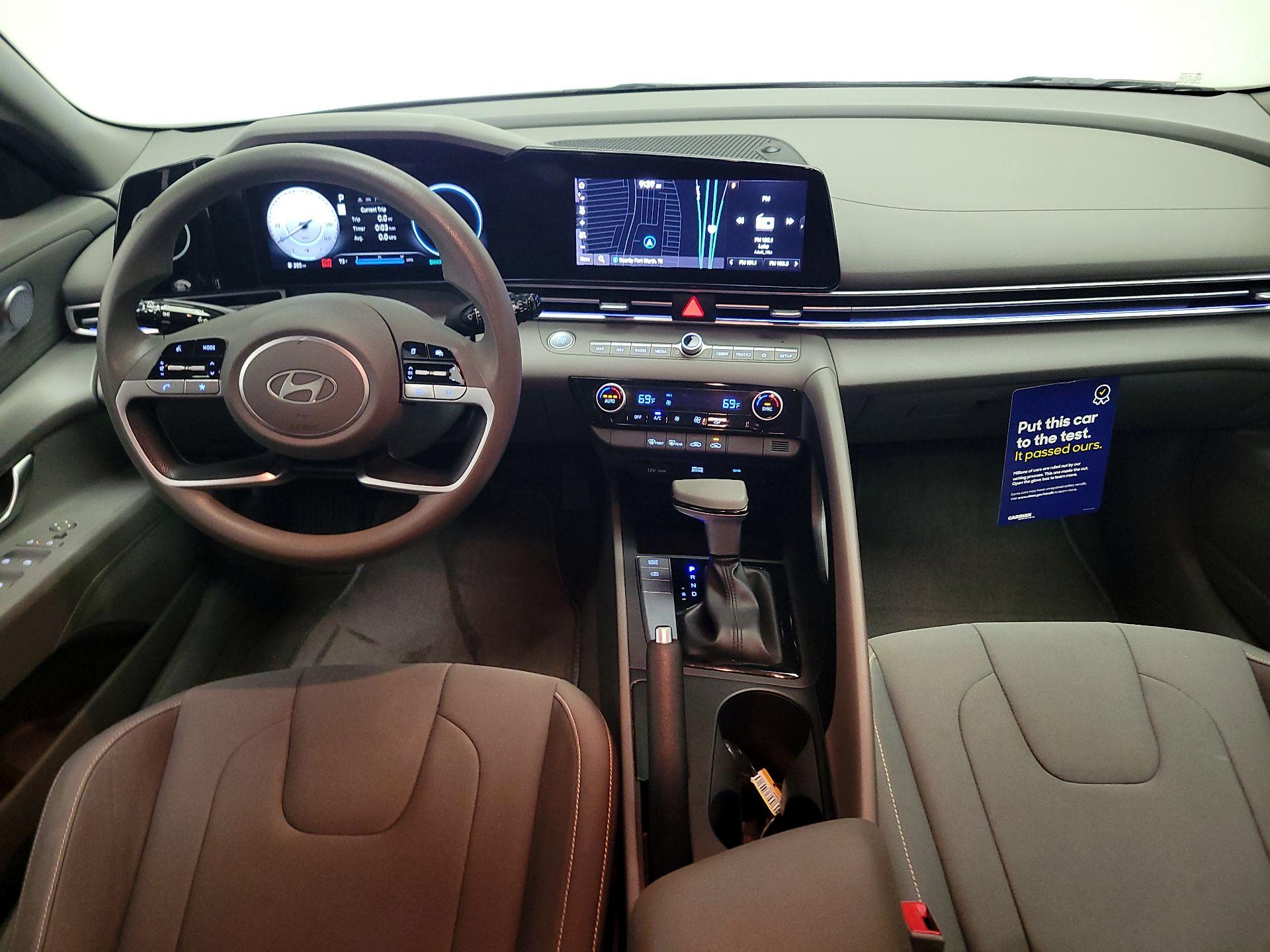 Thumbnail: 2024 Hyundai Elantra - 9