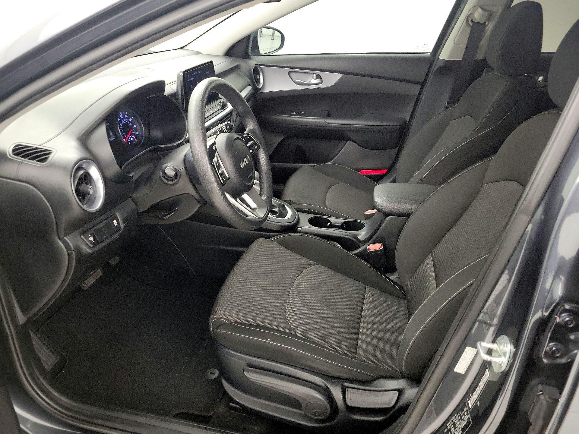 Thumbnail: 2023 Kia Forte - 11