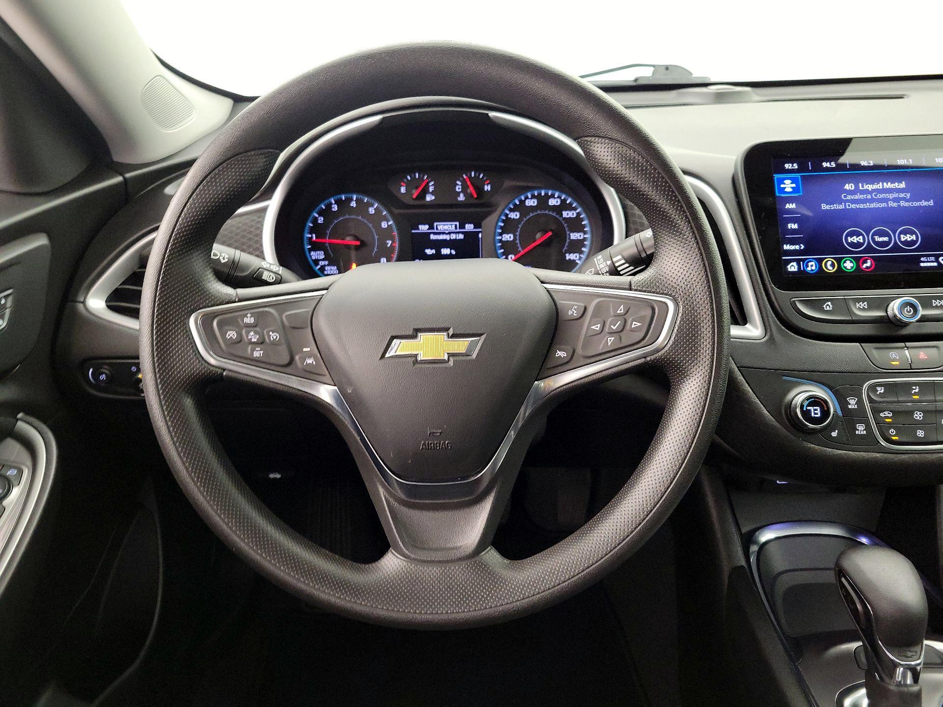 Thumbnail: 2023 Chevrolet Malibu - 10