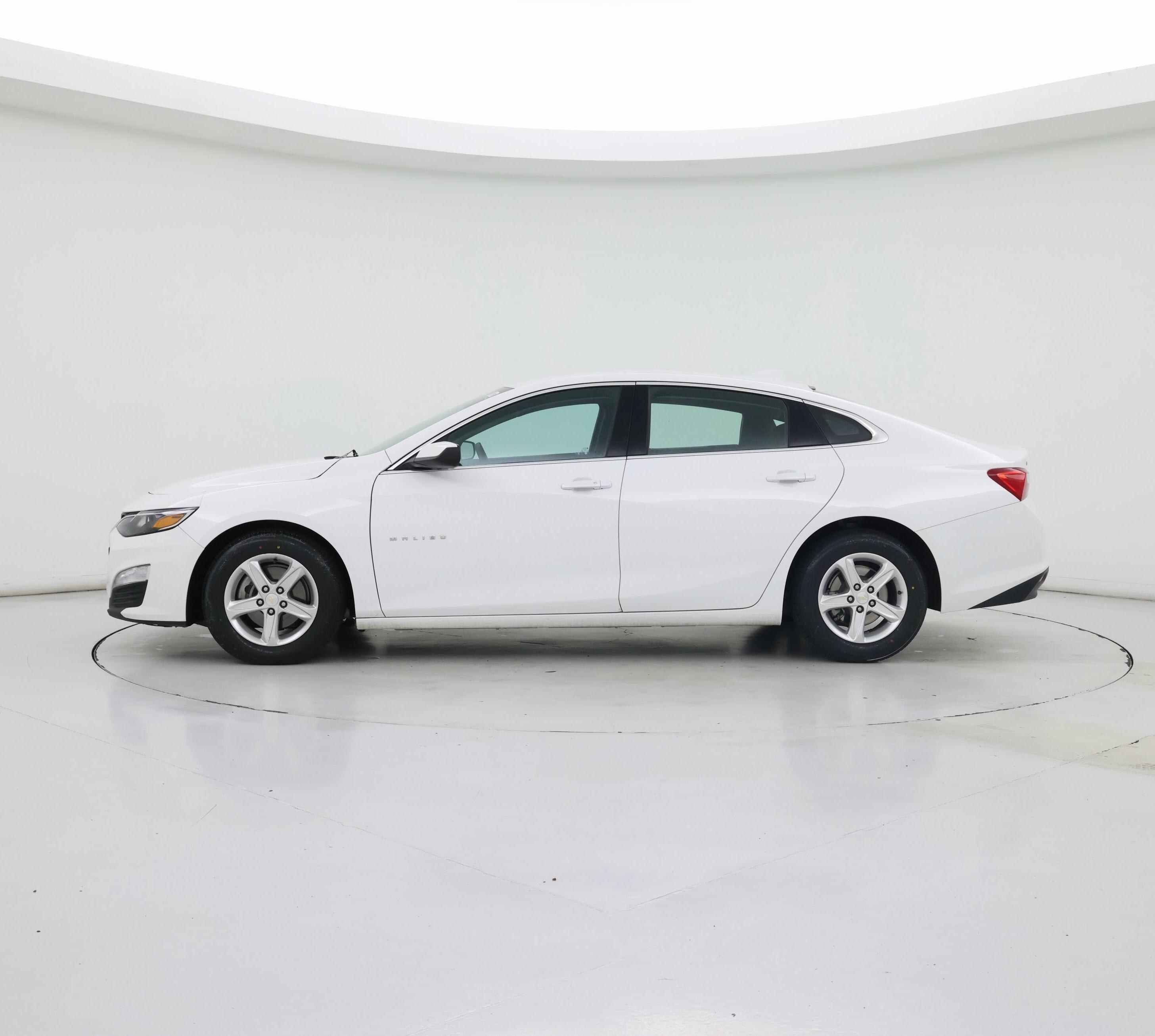 Thumbnail: 2023 Chevrolet Malibu - 3