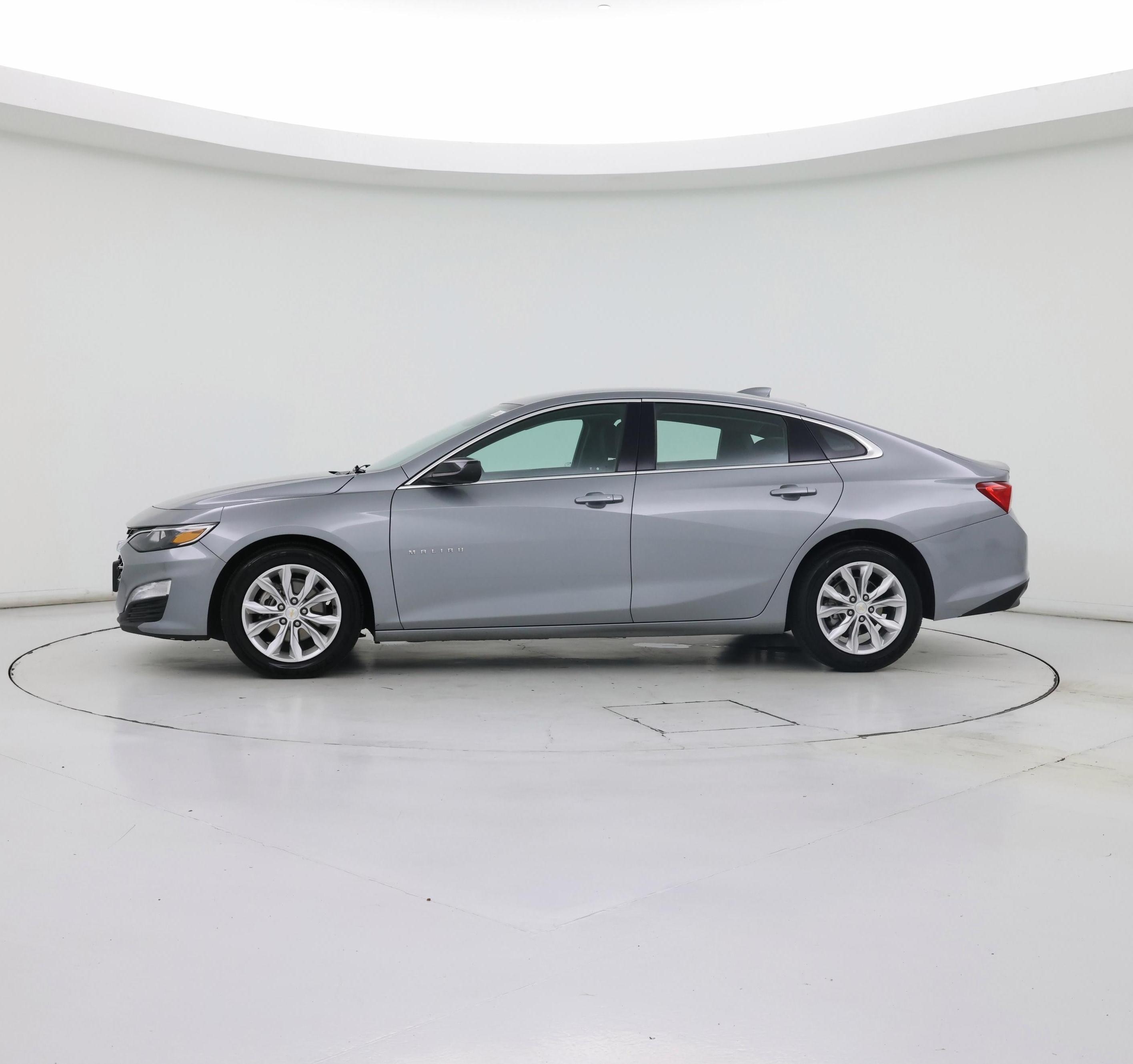 Thumbnail: 2023 Chevrolet Malibu - 3