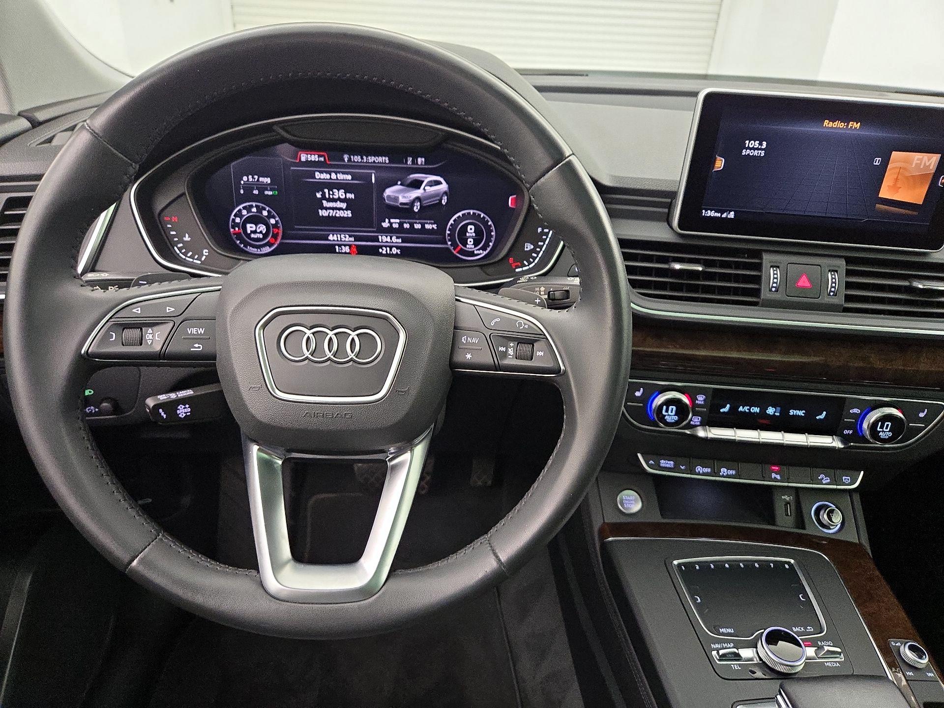 Thumbnail: 2020 Audi Q5 - 10