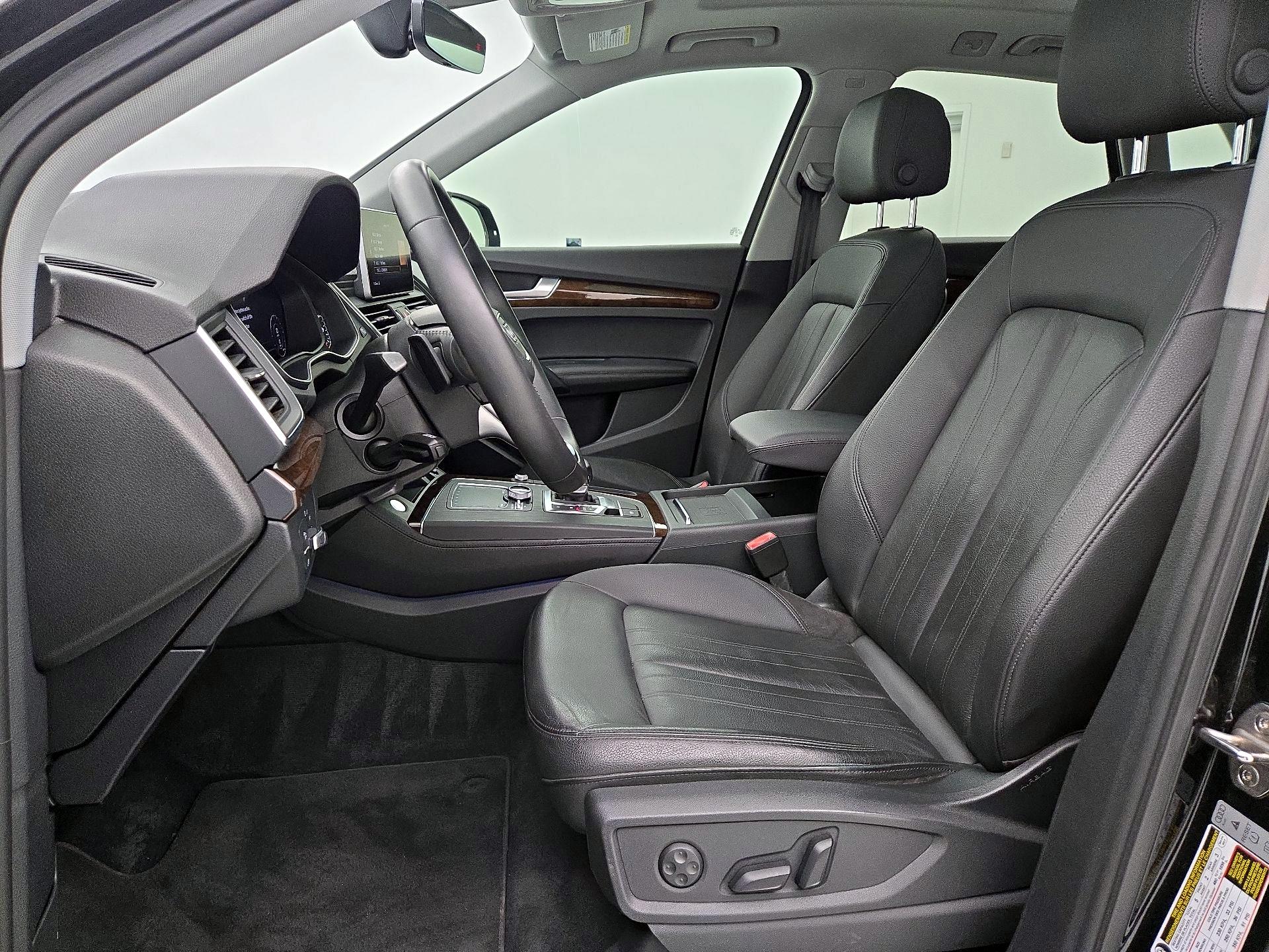 Thumbnail: 2020 Audi Q5 - 11