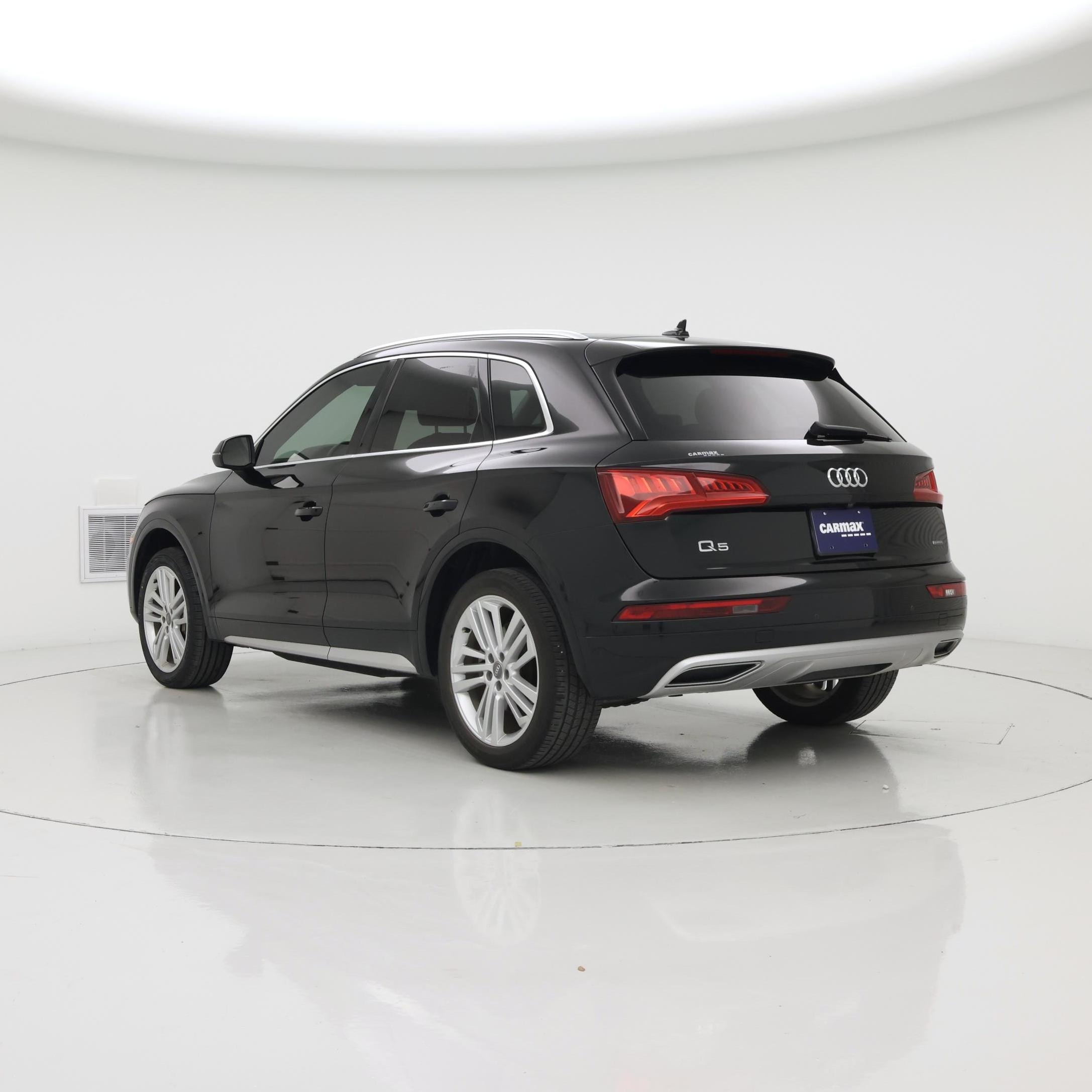 Thumbnail: 2020 Audi Q5 - 2