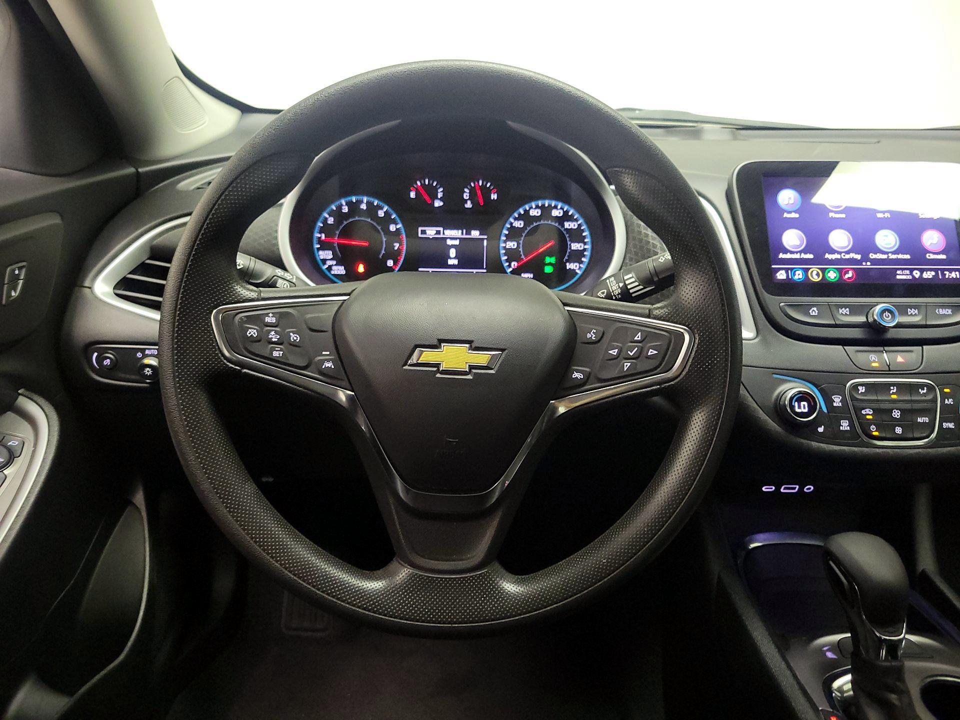 Thumbnail: 2023 Chevrolet Malibu - 10