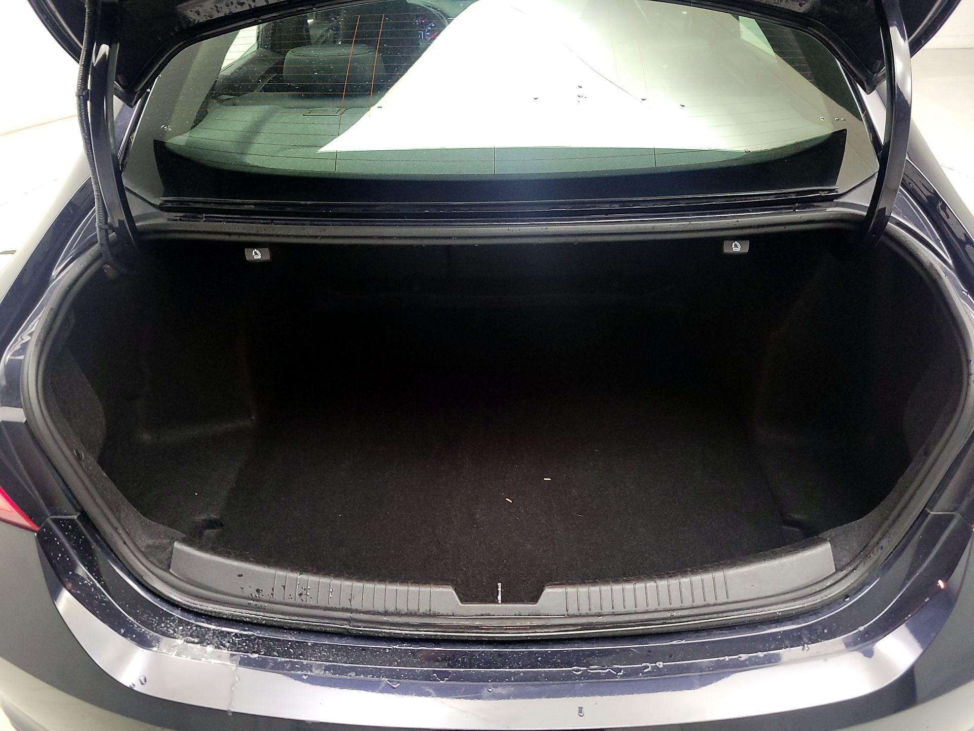 Thumbnail: 2023 Chevrolet Malibu - 20