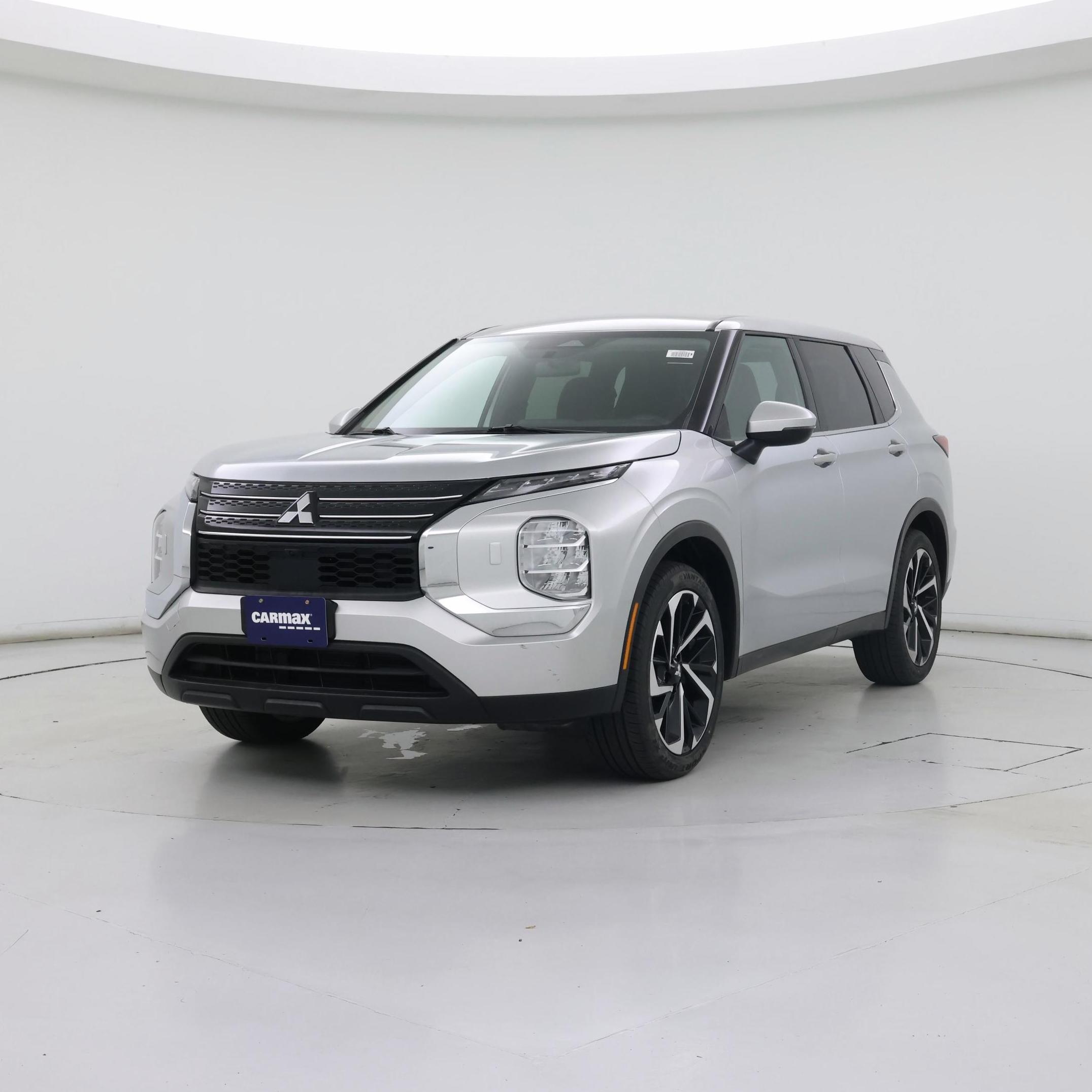 Thumbnail: 2022 Mitsubishi Outlander - 4