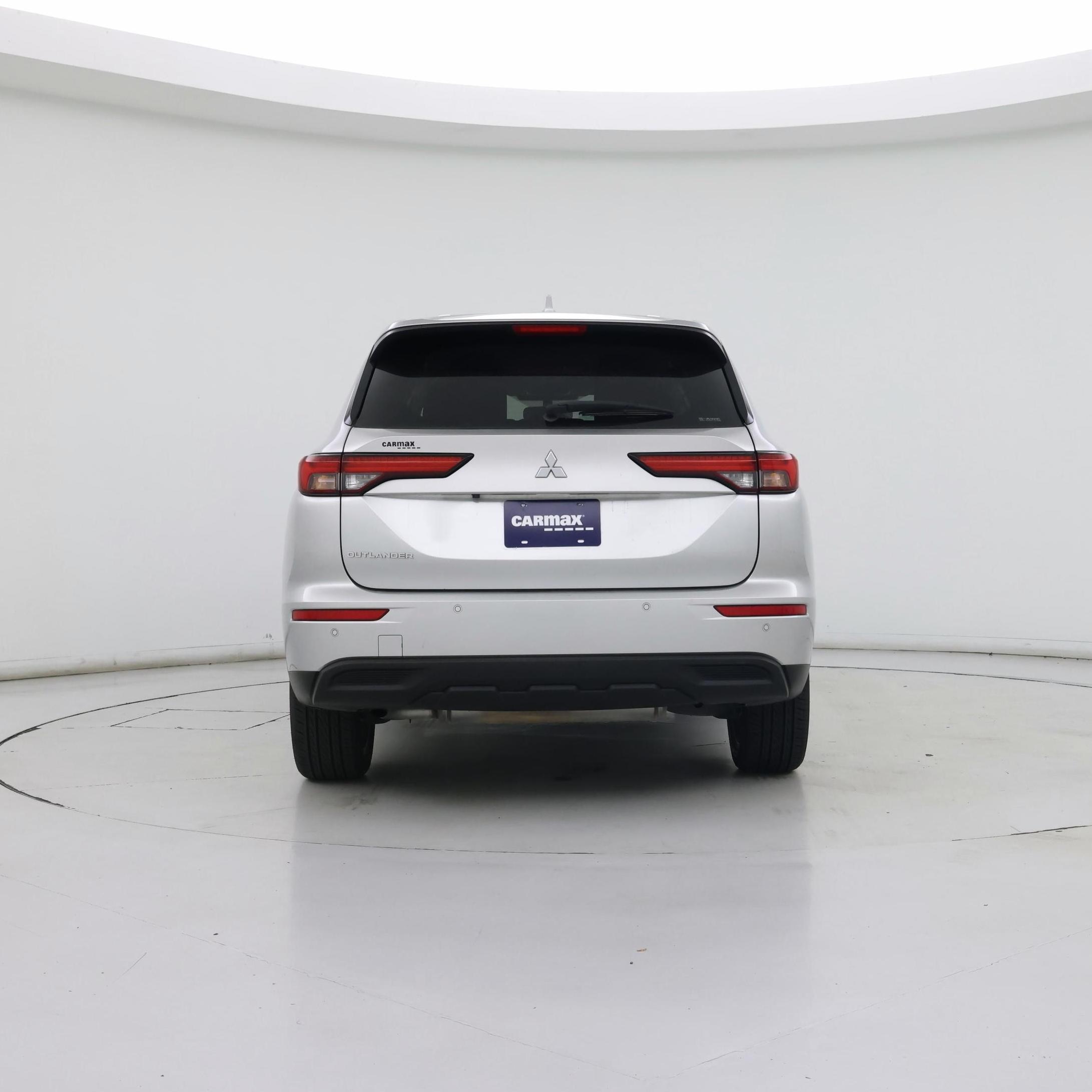 Thumbnail: 2022 Mitsubishi Outlander - 6