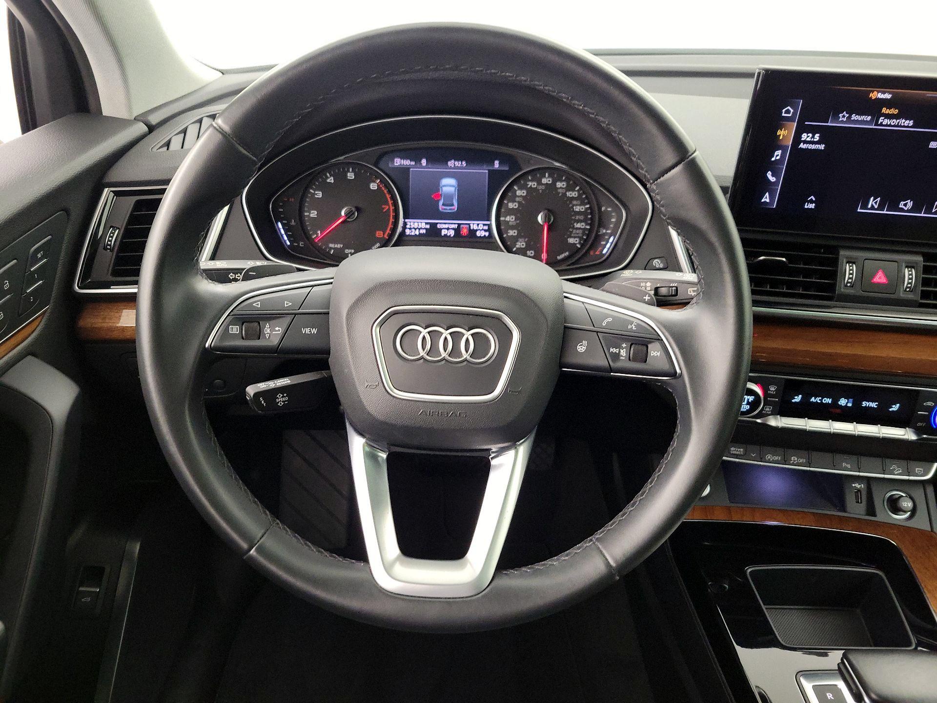 Thumbnail: 2022 Audi Q5 - 10