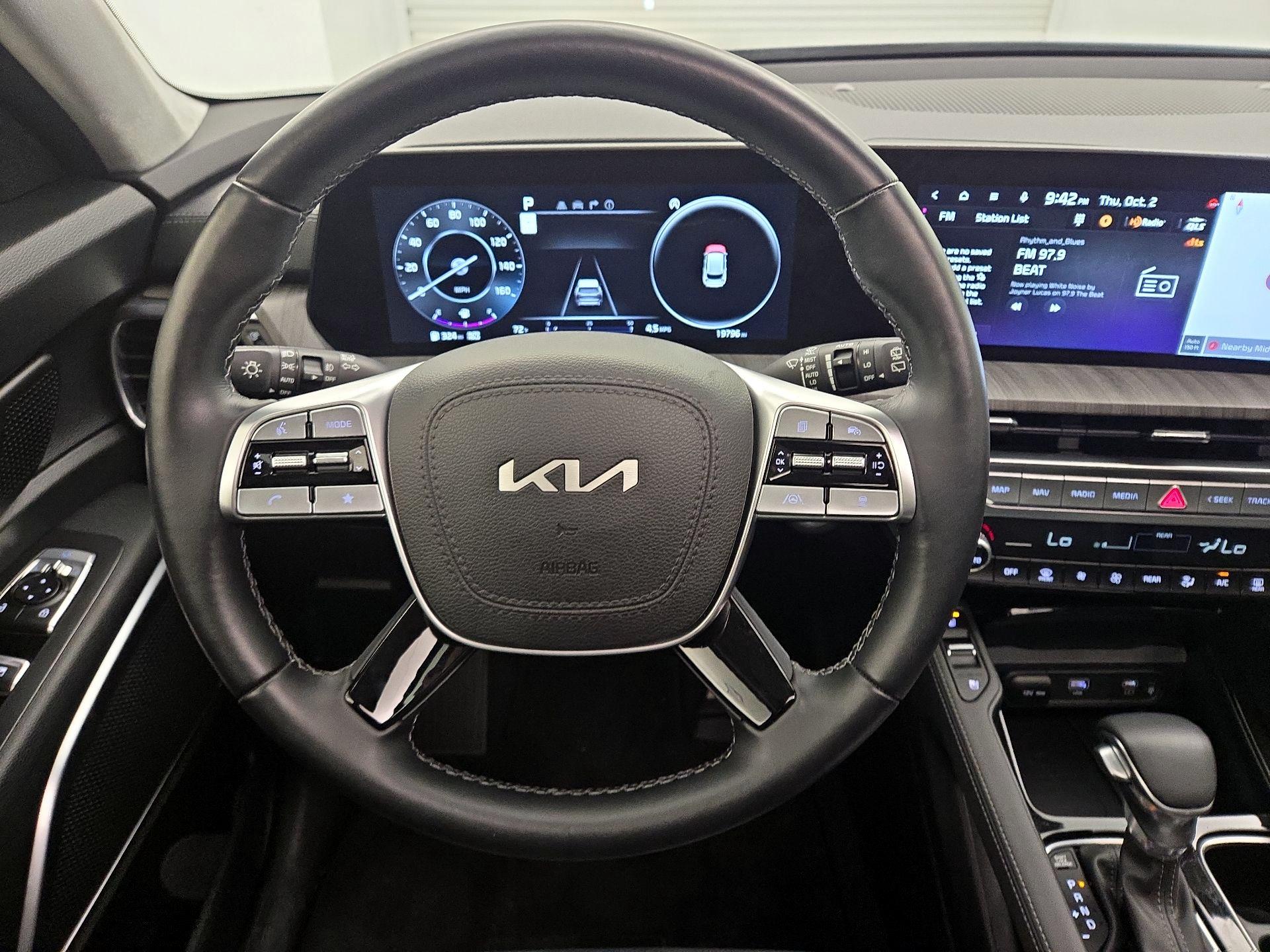 Thumbnail: 2023 Kia Telluride - 10