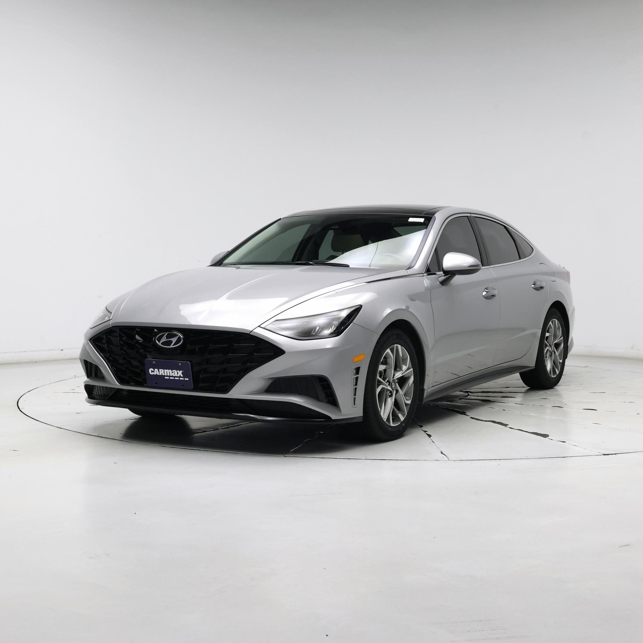 Thumbnail: 2023 Hyundai Sonata - 4