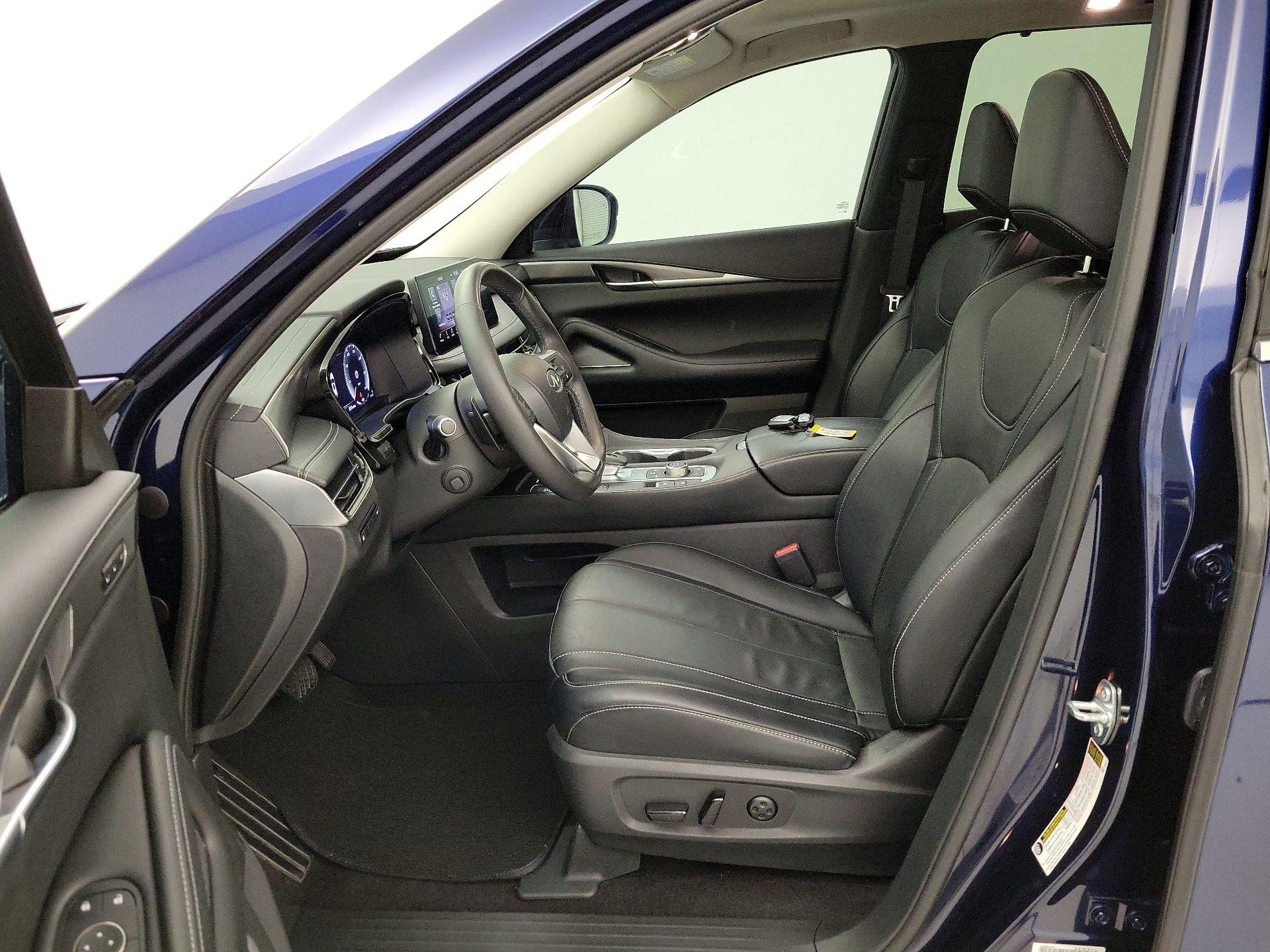 Thumbnail: 2023 INFINITI QX60 - 11