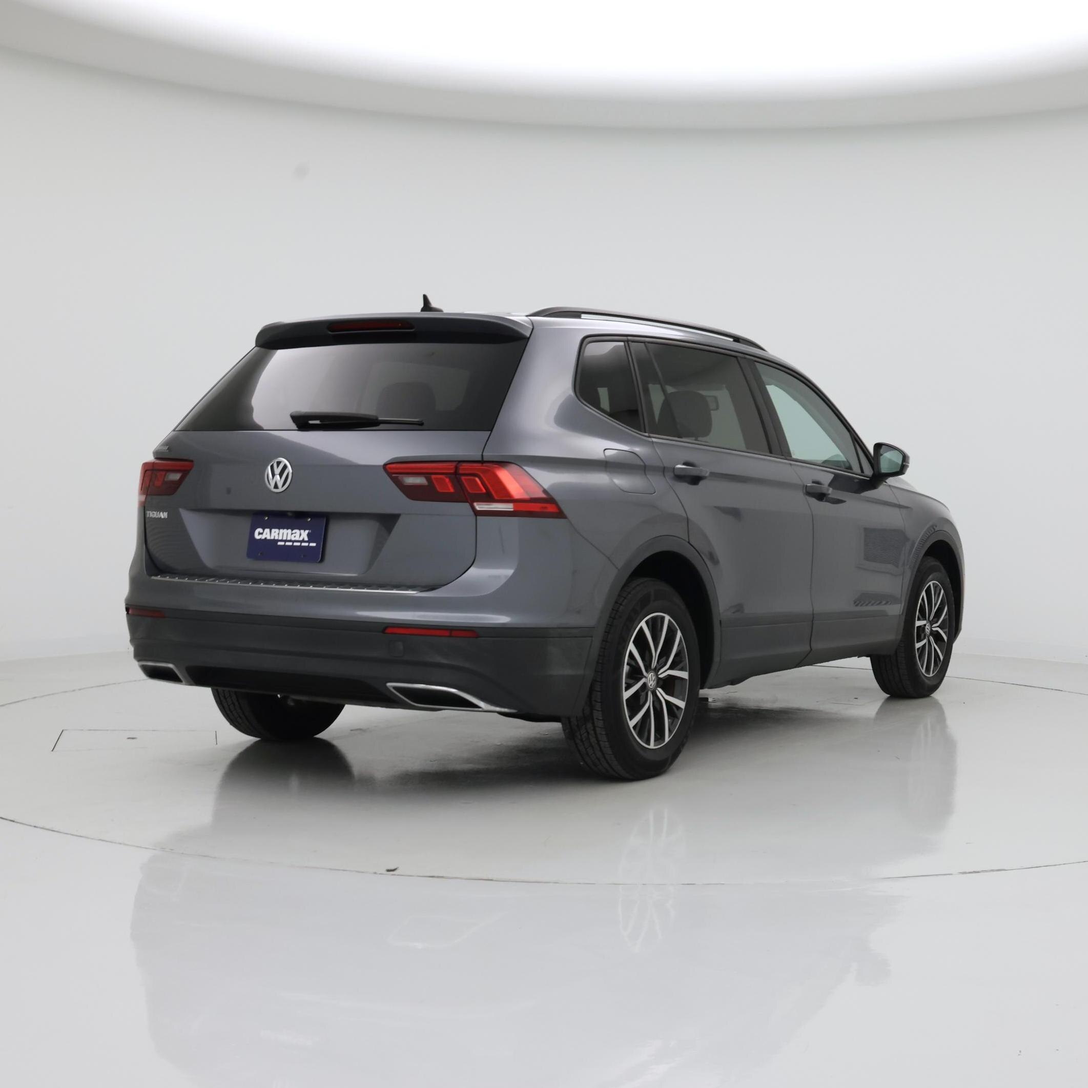 Thumbnail: 2021 Volkswagen Tiguan - 8