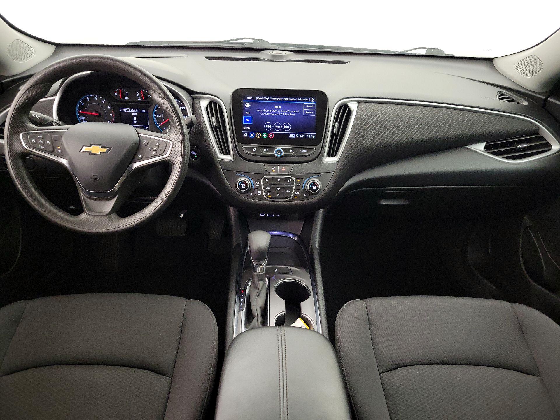 Thumbnail: 2023 Chevrolet Malibu - 9