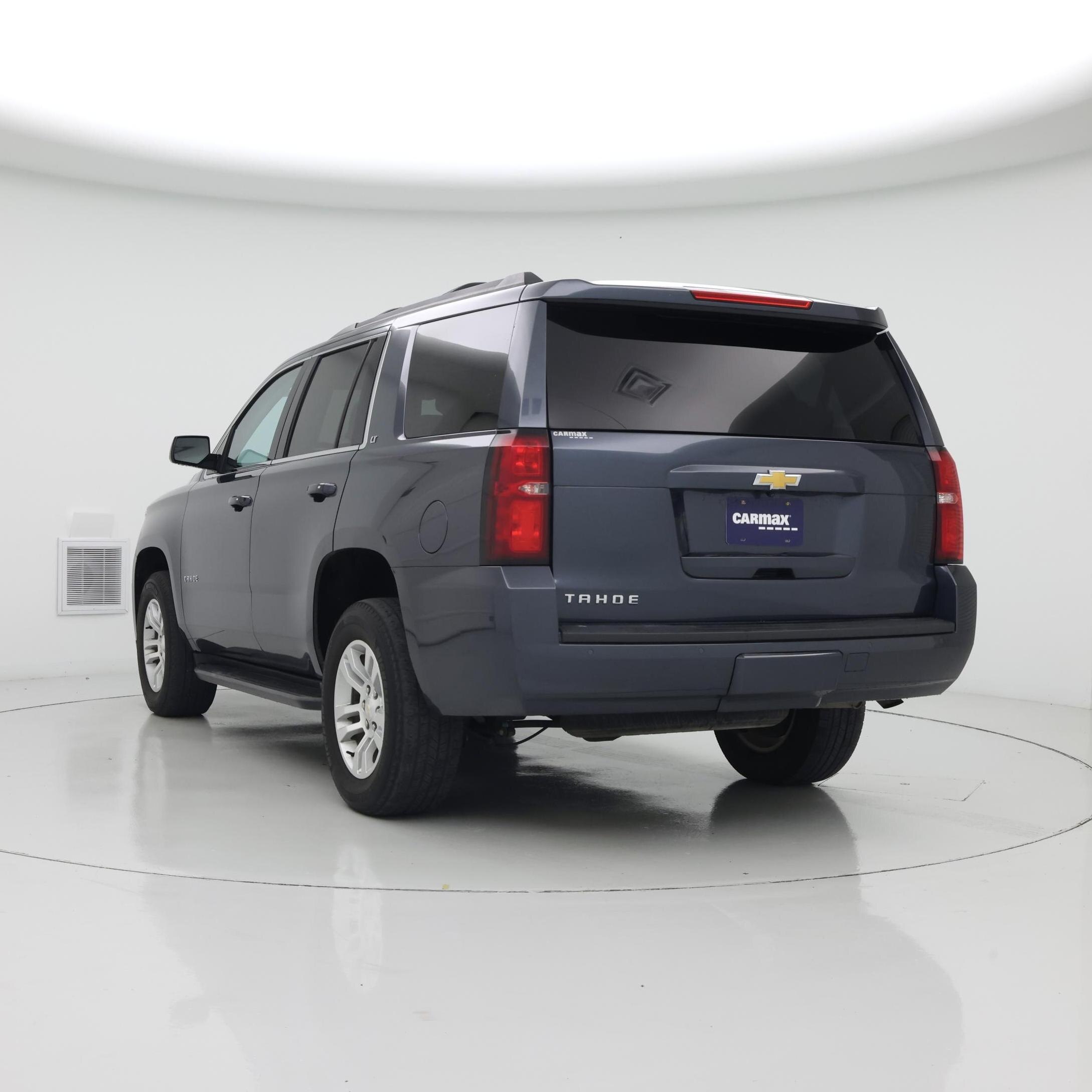 Thumbnail: 2020 Chevrolet Tahoe - 2