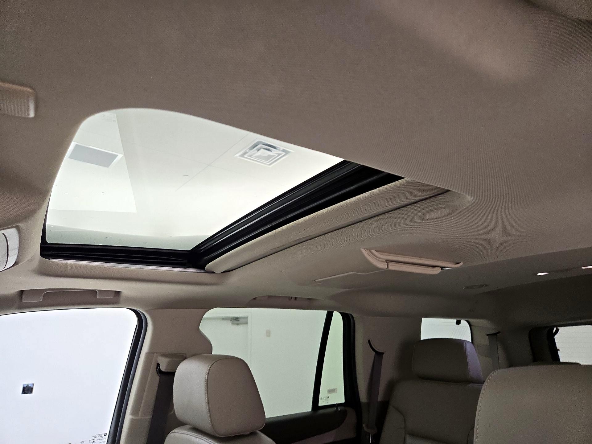 Thumbnail: 2020 Chevrolet Tahoe - 19