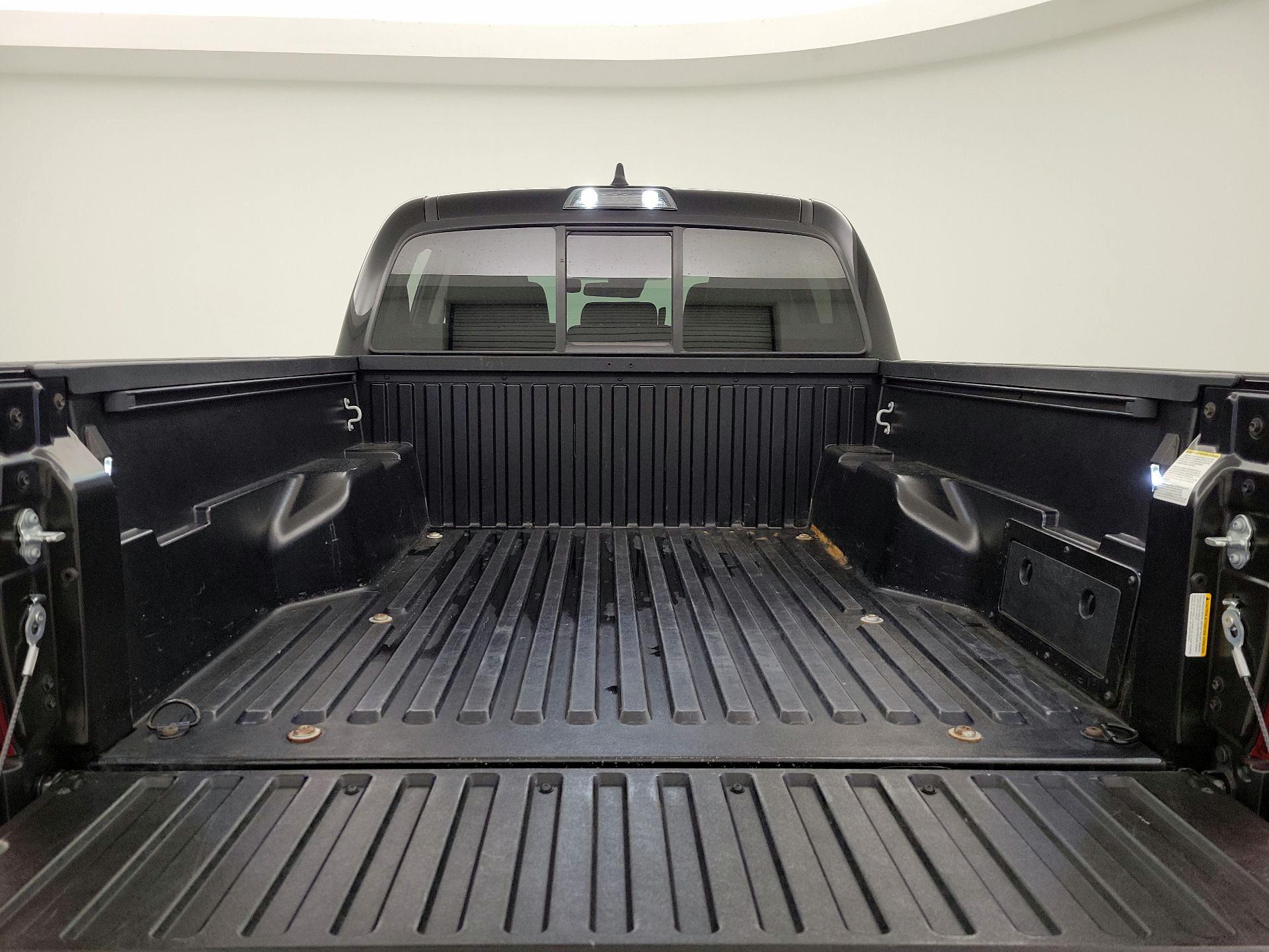 Thumbnail: 2023 Toyota Tacoma - 19