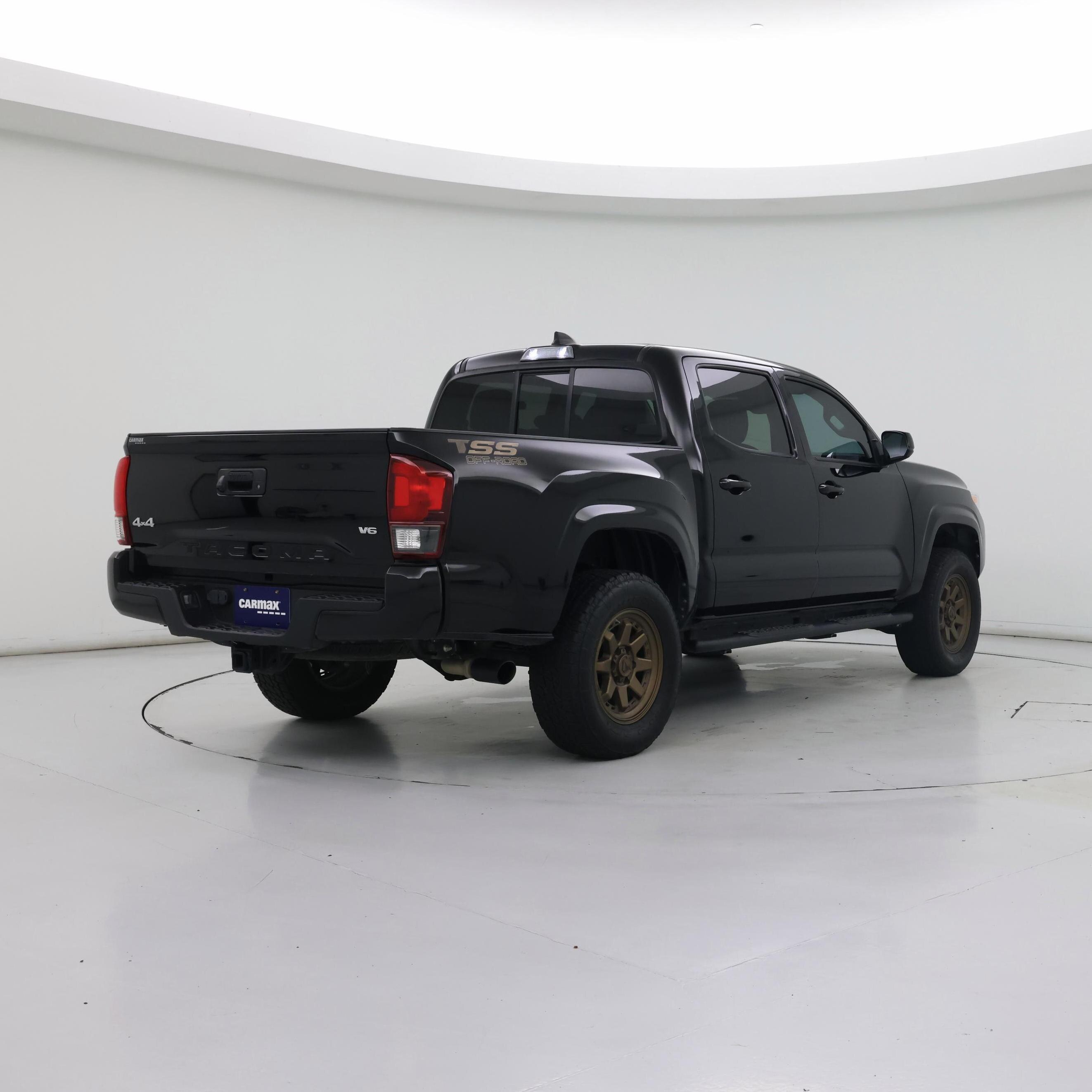 Thumbnail: 2023 Toyota Tacoma - 8