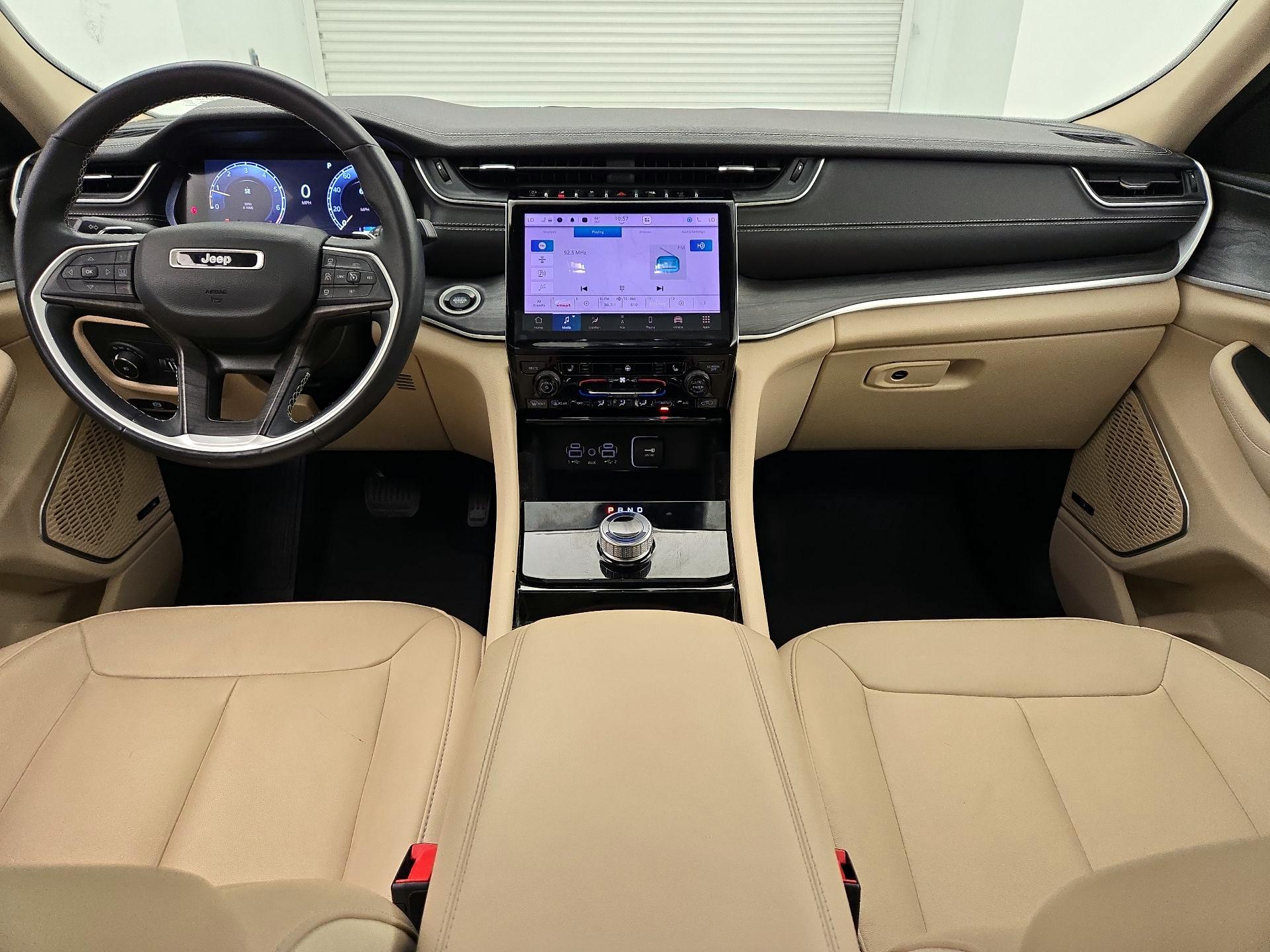 Thumbnail: 2022 Jeep Grand Cherokee - 9