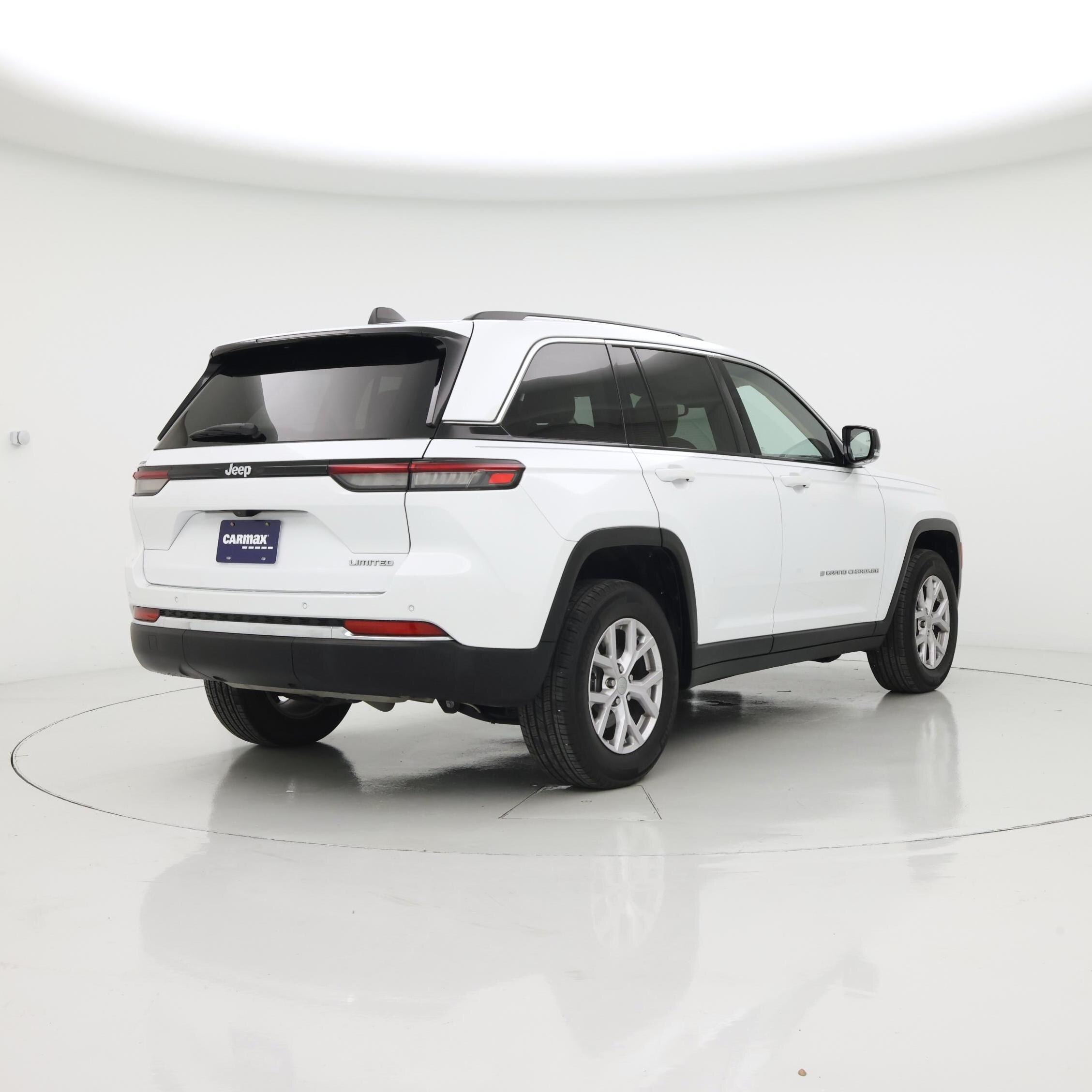 Thumbnail: 2022 Jeep Grand Cherokee - 8