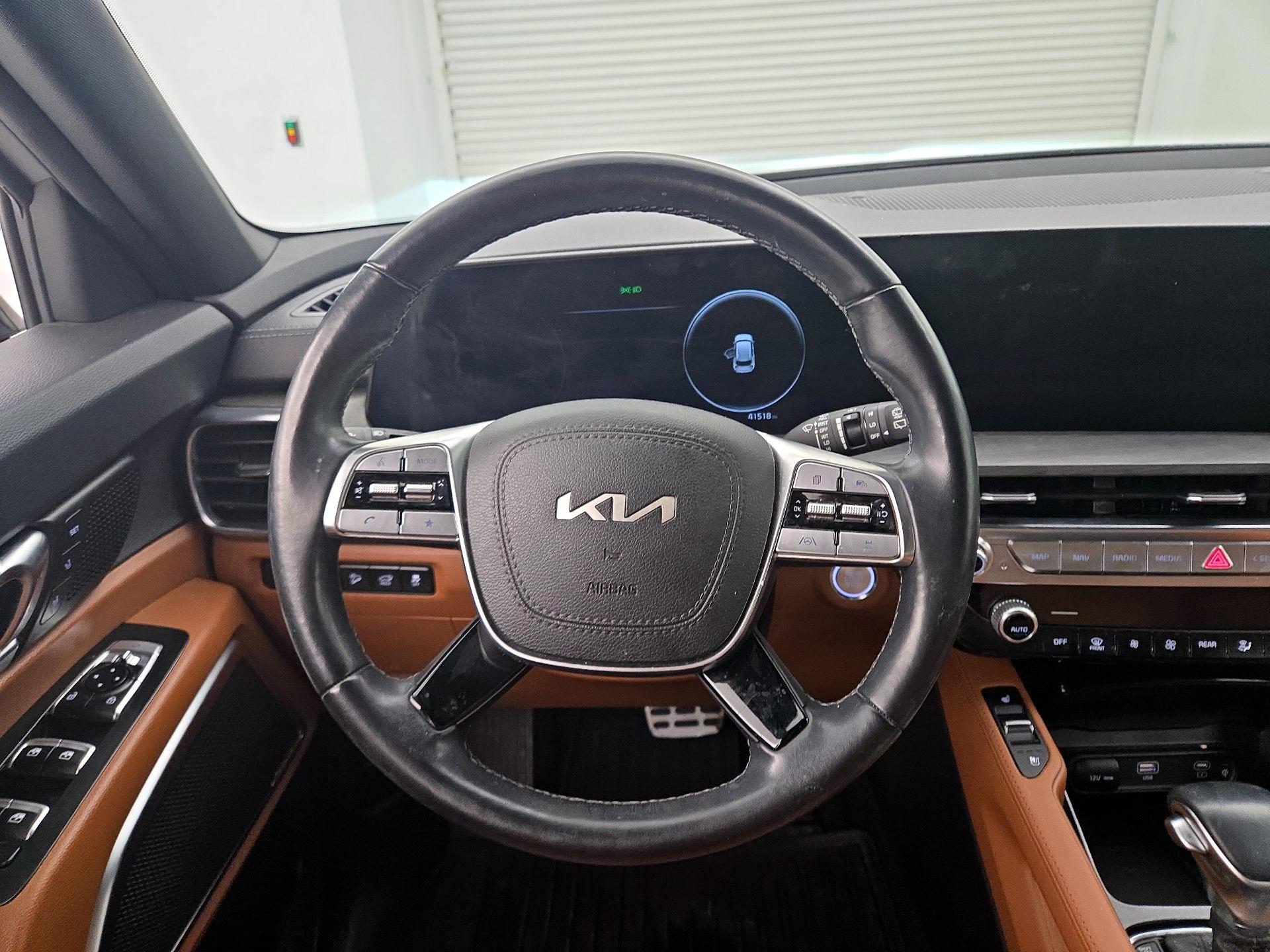 Thumbnail: 2023 Kia Telluride - 10