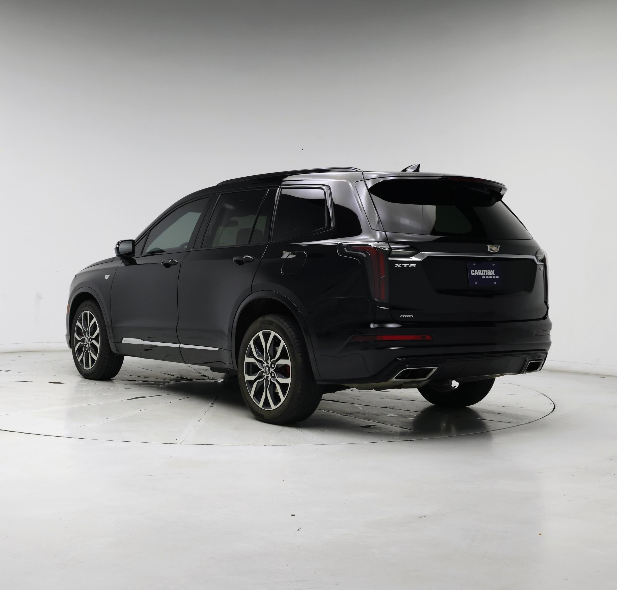 Thumbnail: 2023 Cadillac XT6 - 2